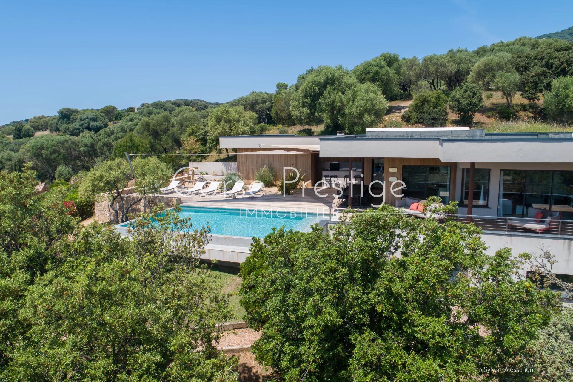 luxury contemporary villa for rent - propriano image7