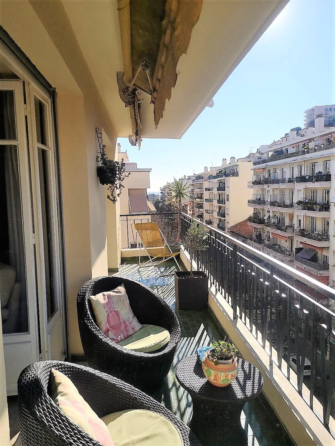 Vente Appartement 74m² 3 Pièces à Nice (06000) - LBI