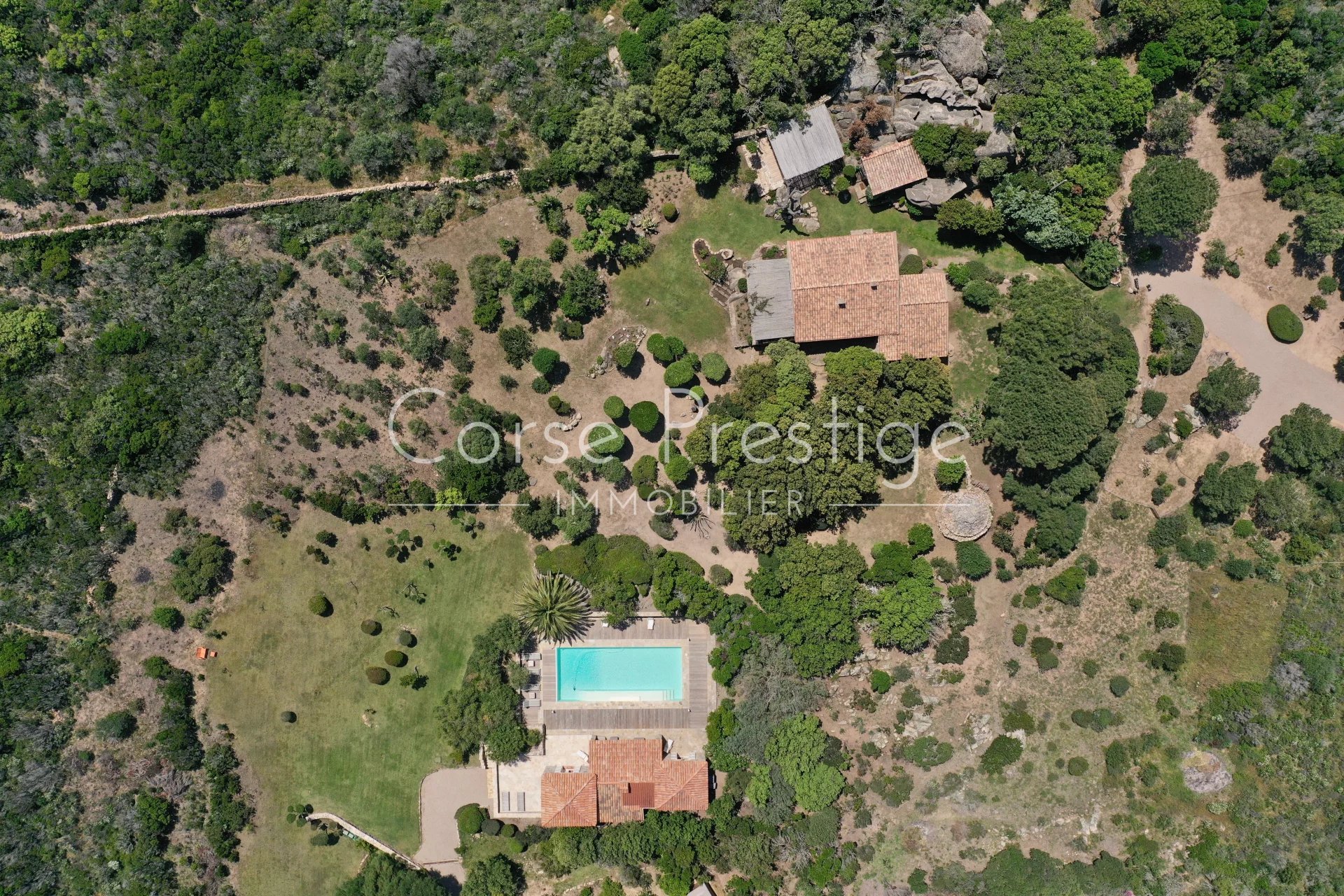 sheepfold to rent in bonifacio - away from prying eyes - south corsica image2