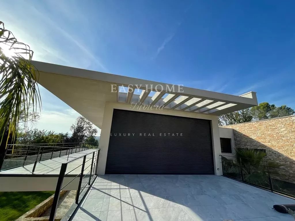 Purchase / Sale Contemporary villa in Mougins