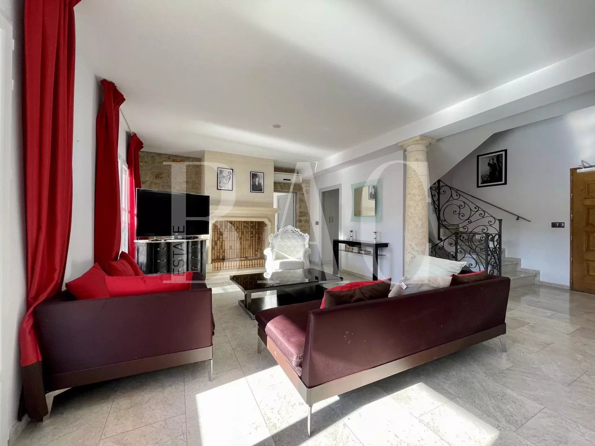 Quiet property, 30 minutes from the beaches and the center of Cannes