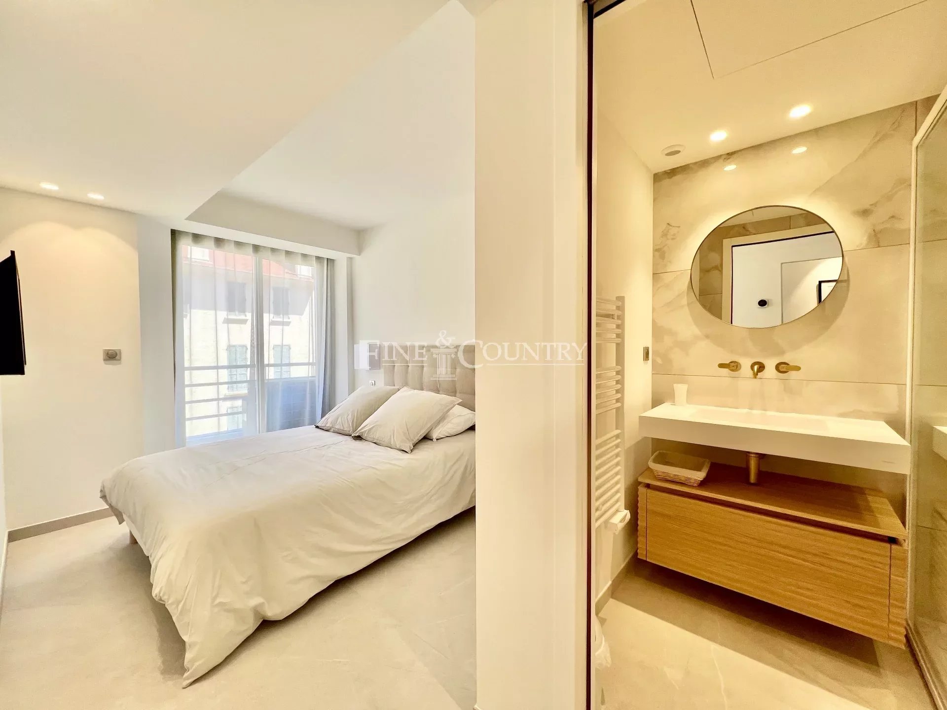 Luxury Croisette Apartment for sale on the Croisette, Cannes