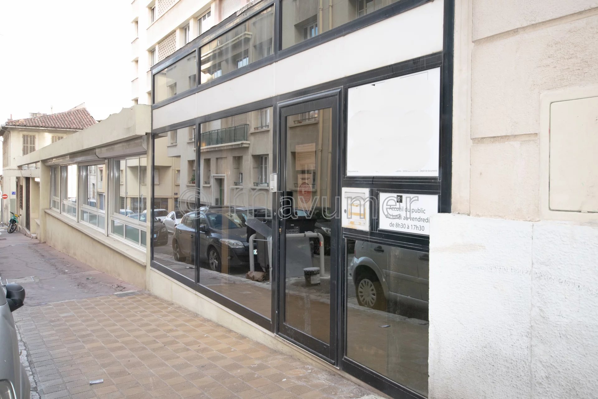 Sale Office - Marseille 6ème Vauban