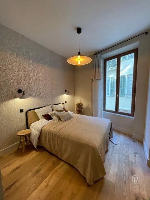 3 ROOMS APARTMENT NICE CARRE D'OR