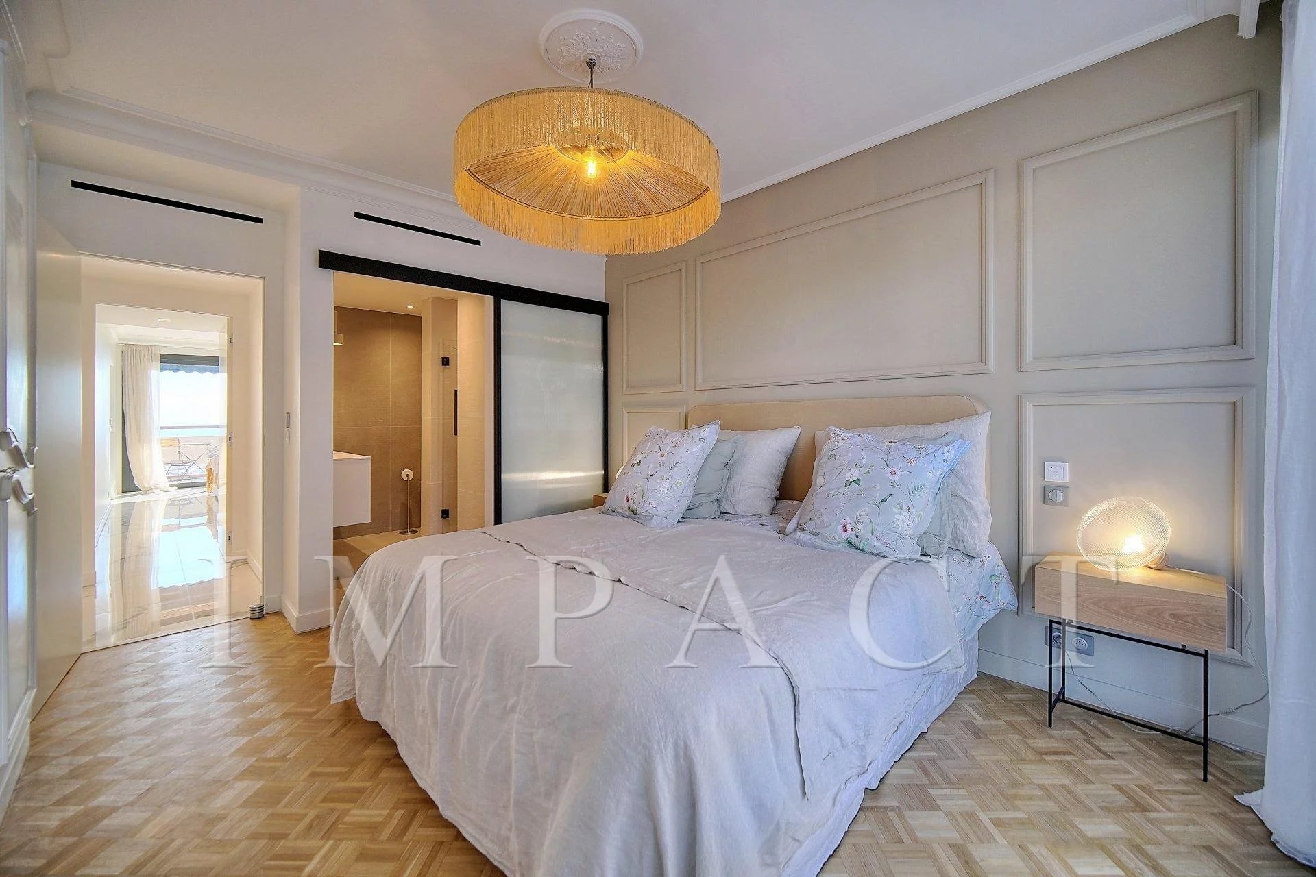 Appartement 2 chambres à louer centre de Cannes