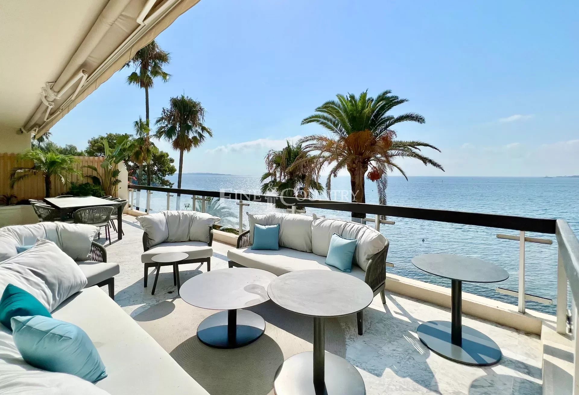 Vente appartement Pieds dans l'eau à Cannes