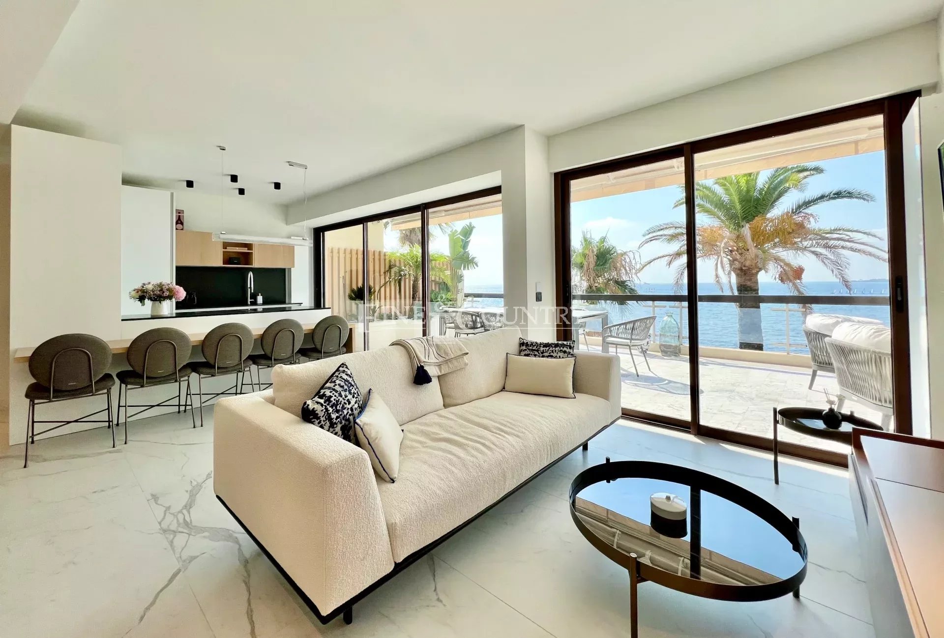 Udsalg Lejlighed - Cannes Palm Beach