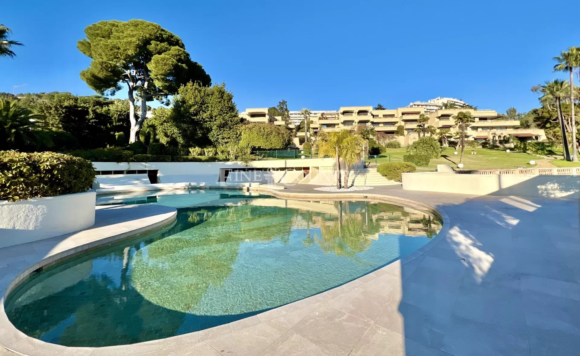 Luxury Sea View Apartment for sale in La Californie, Cannes