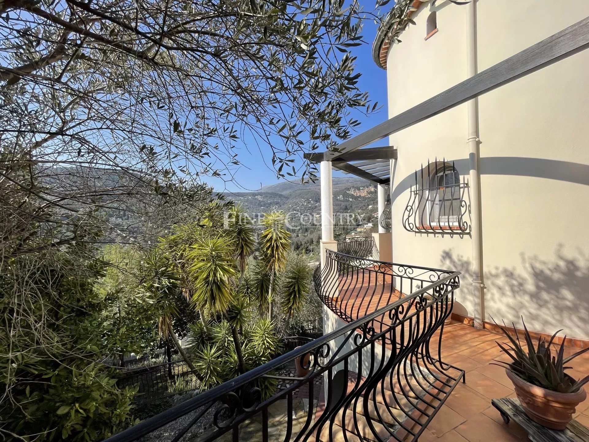 Architect villa for sale, Grasse, panoramic hill's view