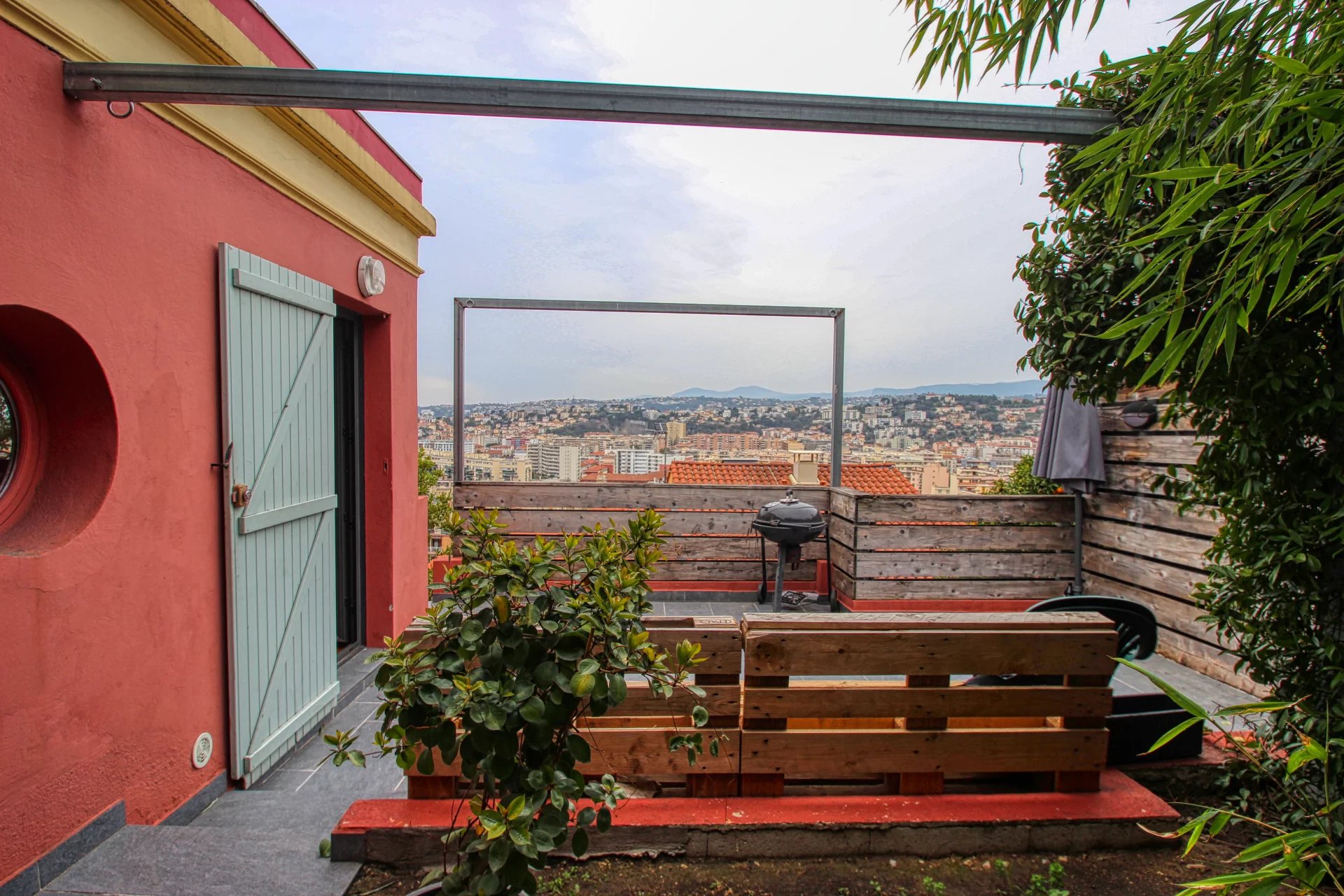 NICE "GRANDE CORNICHE" - MAISON DUPLEX 2P 40M² | TERRASSE JARDIN 110M² | VUE PANORAMIQUE