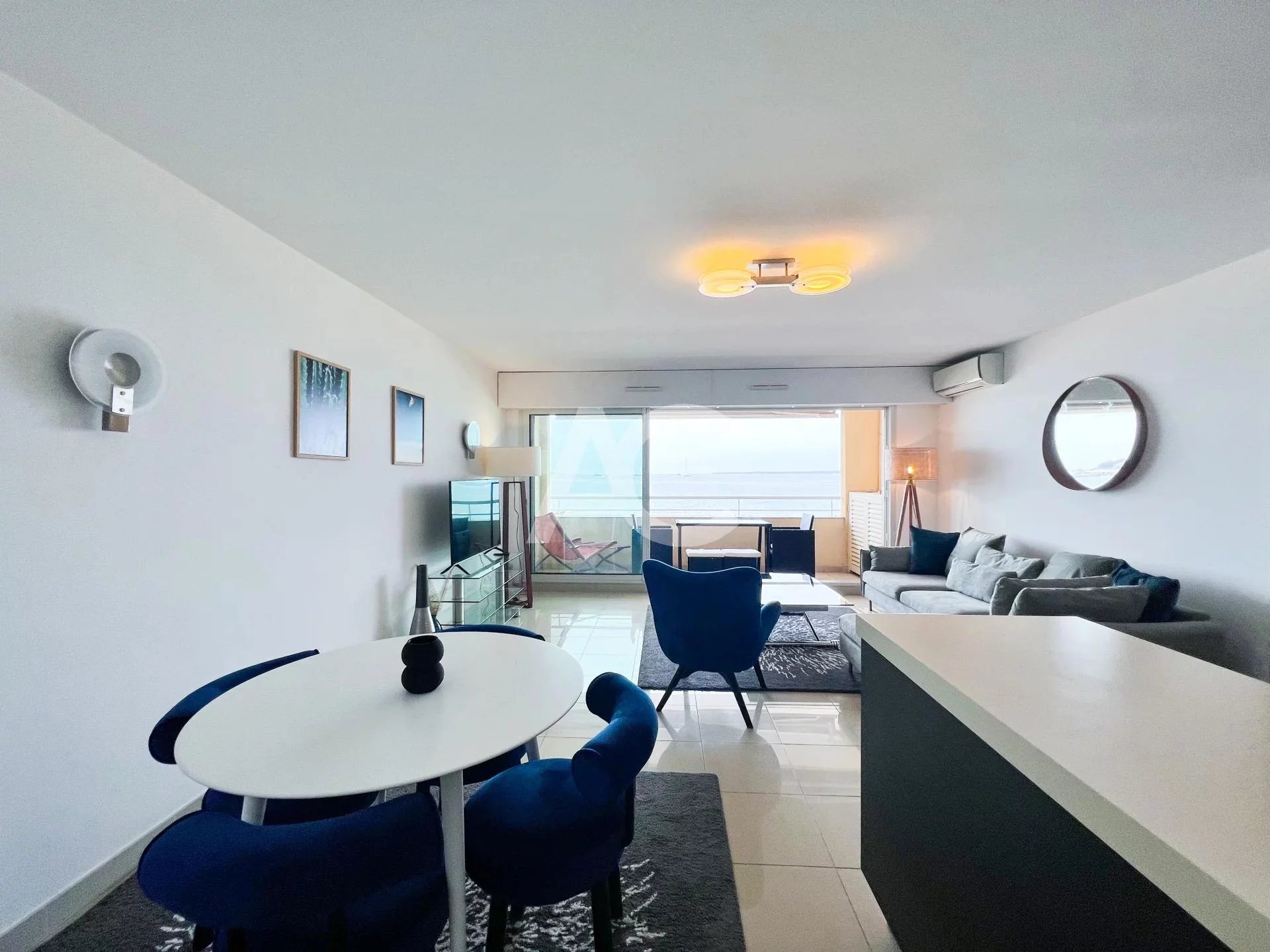 2 bedroom apartment - Waterfront - Panoramic sea views