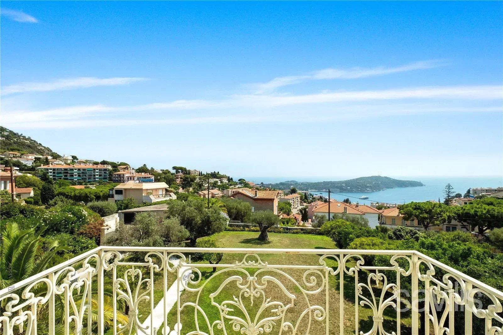 Charmante villa avec vue sur la mer et le Cap Ferrat
