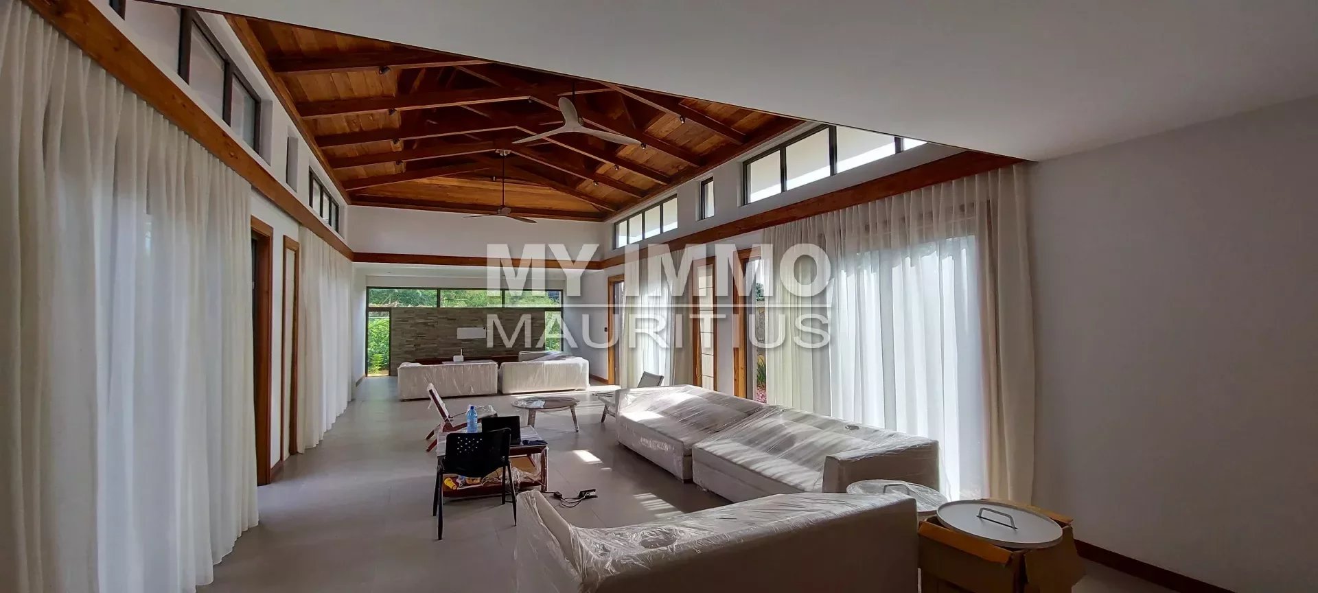 Luxury villa 5 bedrooms