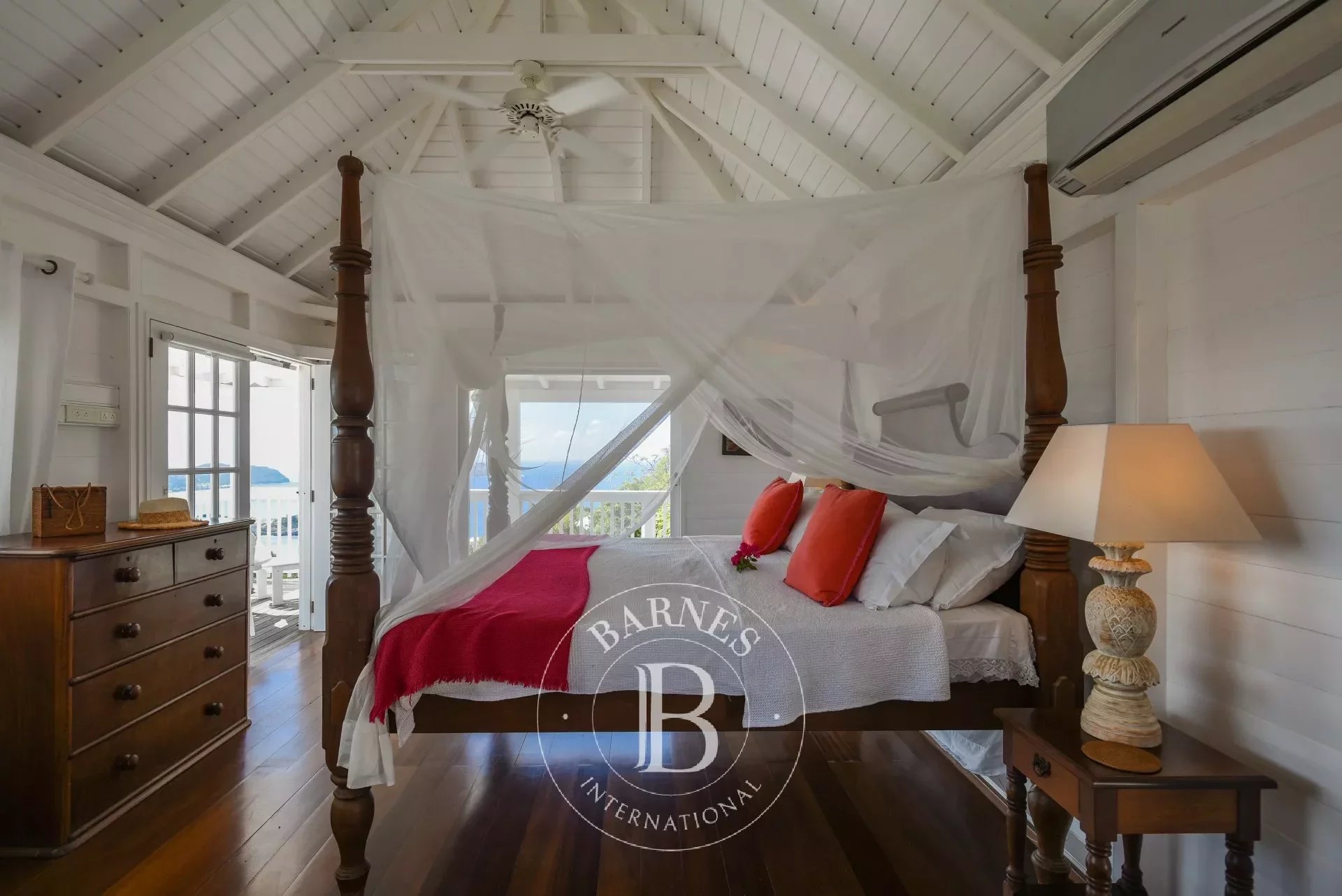 3 -Bedroom Villa in St.Barths - picture 12 title=