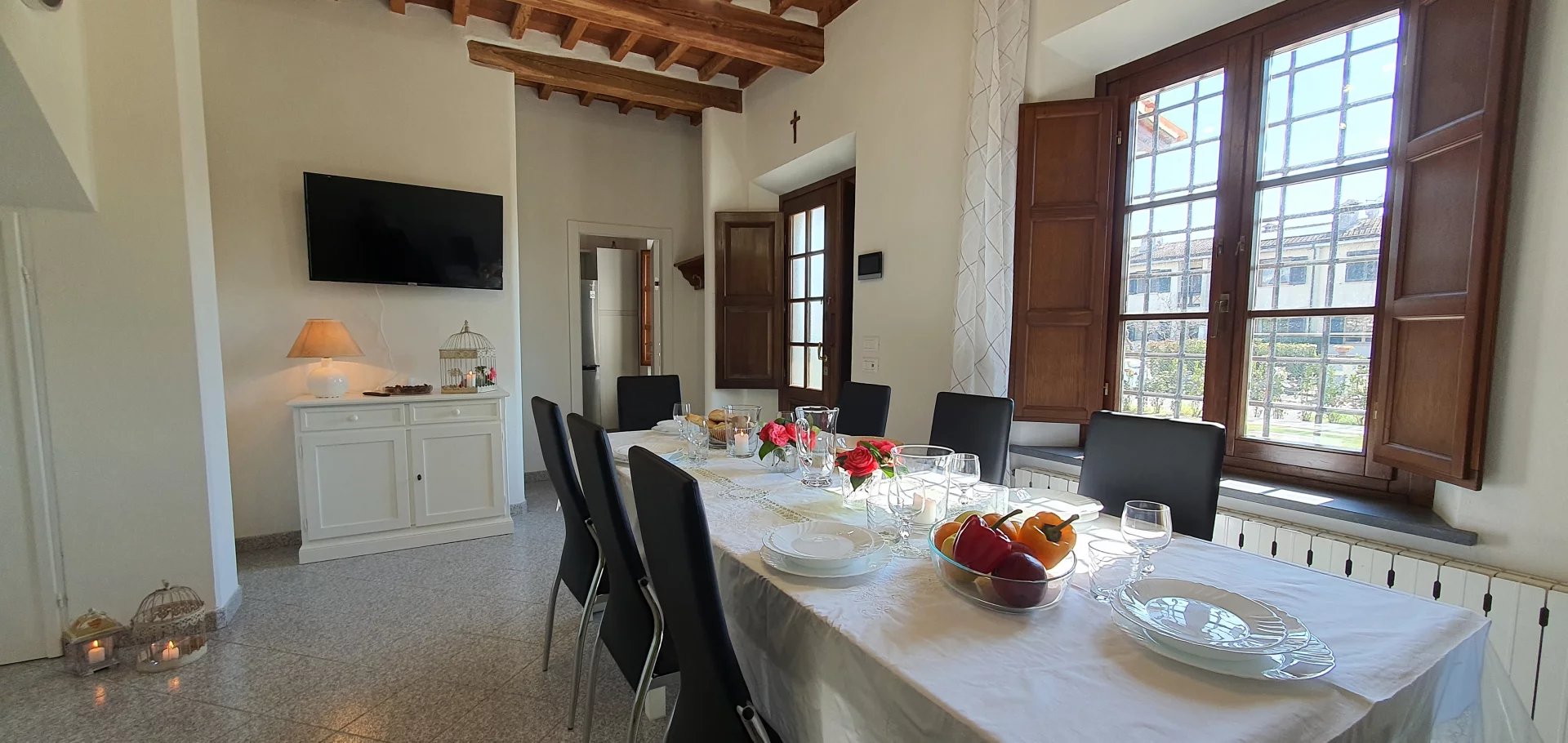 ITALY, TUSCANY, LUCCA, BEAUTIFUL FARMHOUSE WITH POOL, FOR 8 PERSONS, FROM € 1.380 PER WEEK