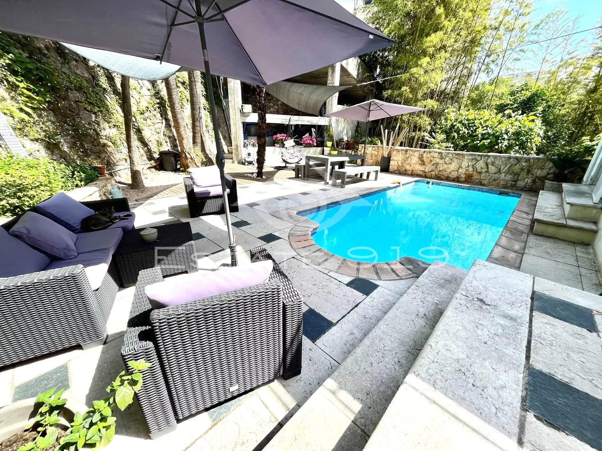 Appartement Villa avec piscine et jardin