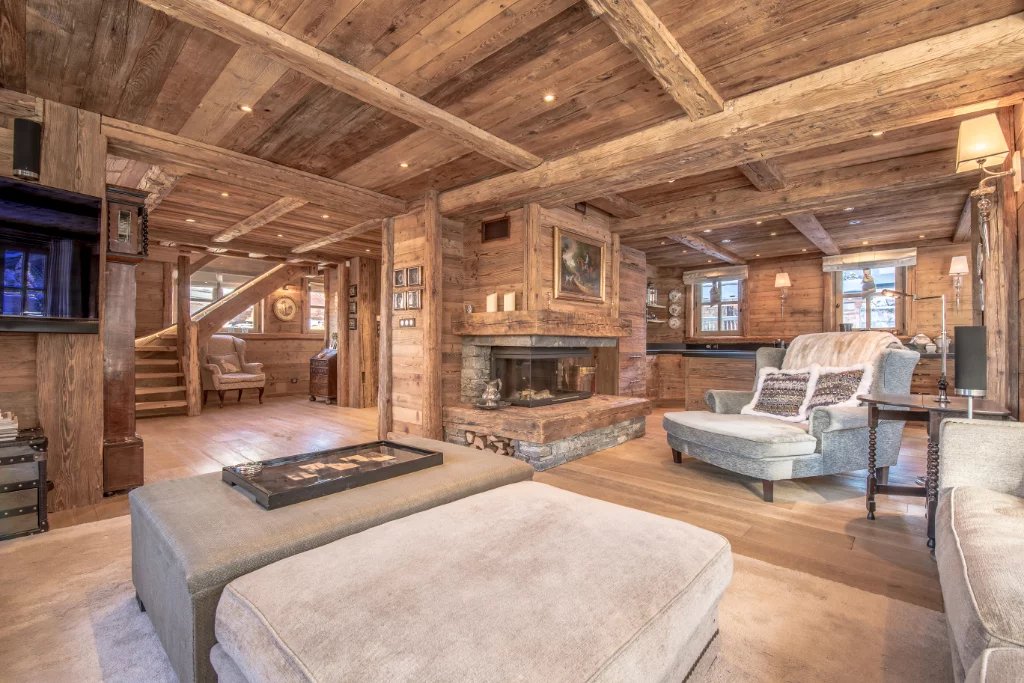 Family chalet 300 sqm - 5 en-suite bedrooms - SPA swimming pool - Courchevel 1850