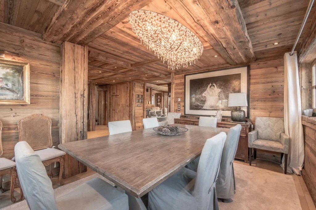 Family chalet 300 sqm - 5 en-suite bedrooms - SPA swimming pool - Courchevel 1850