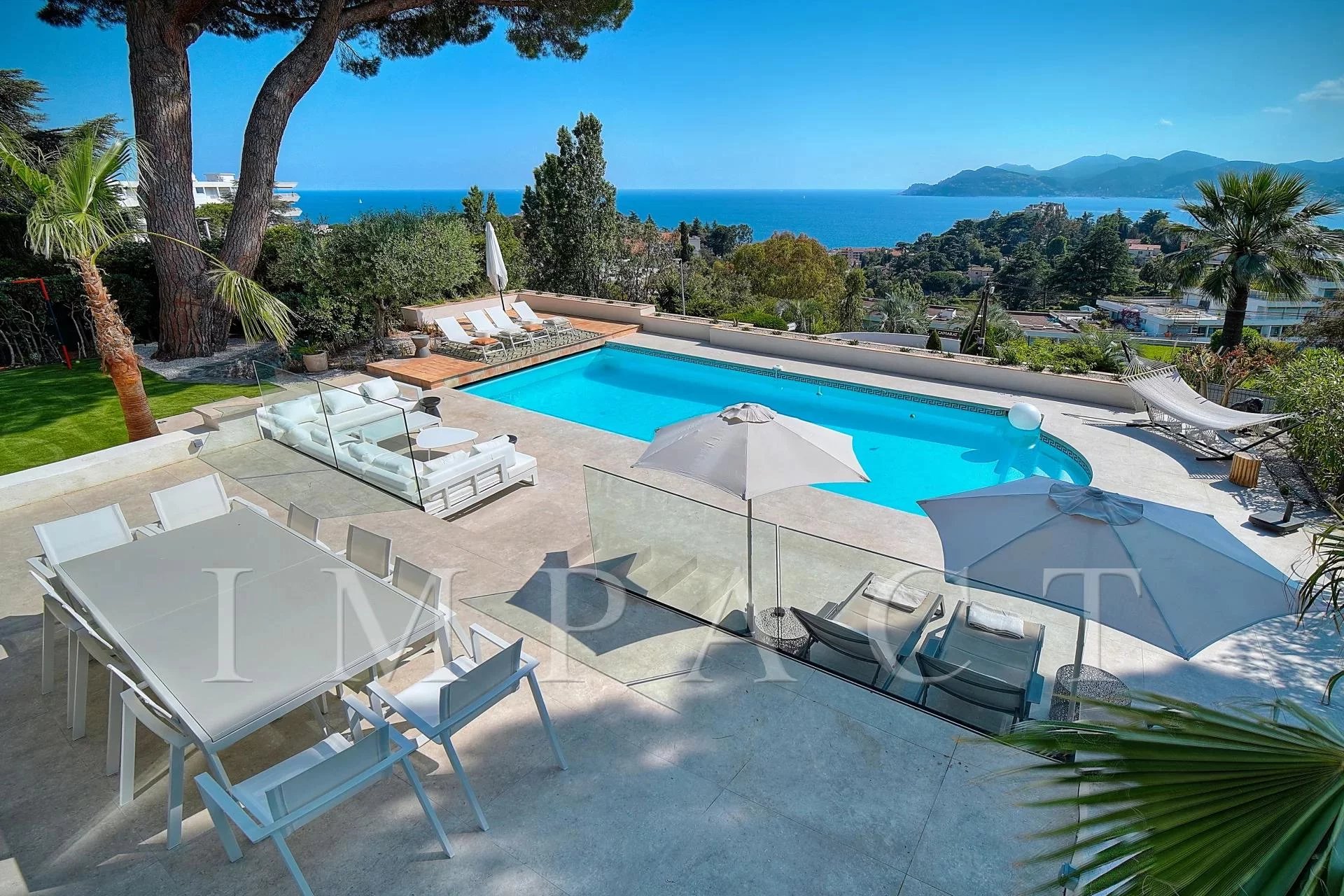 Cannes - Croix-des-Gardes - Villa vue mer à louer