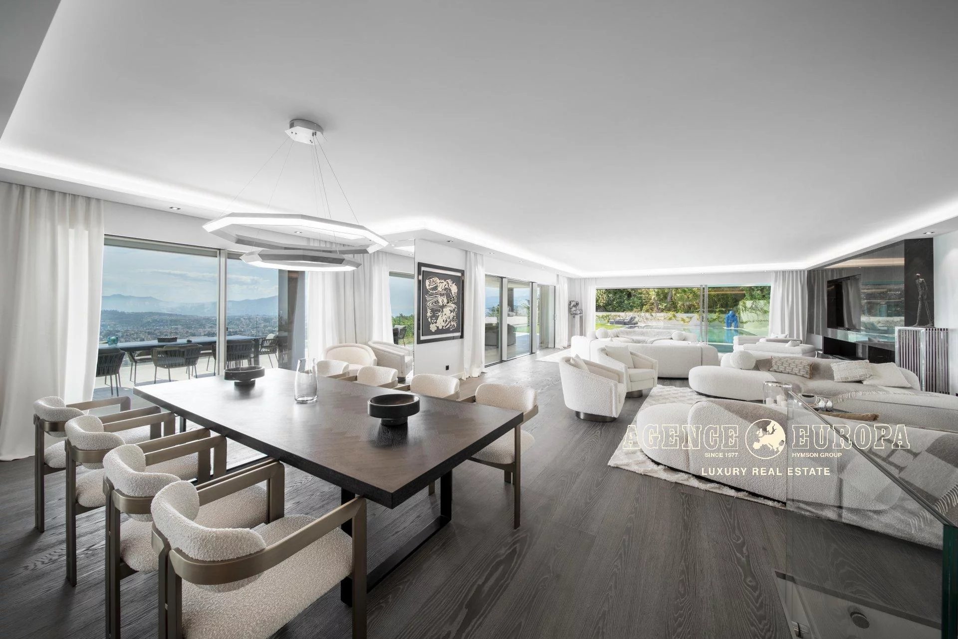 HEIGHTS OF CANNES - CONTEMPORARY VILLA - SEA VIEW