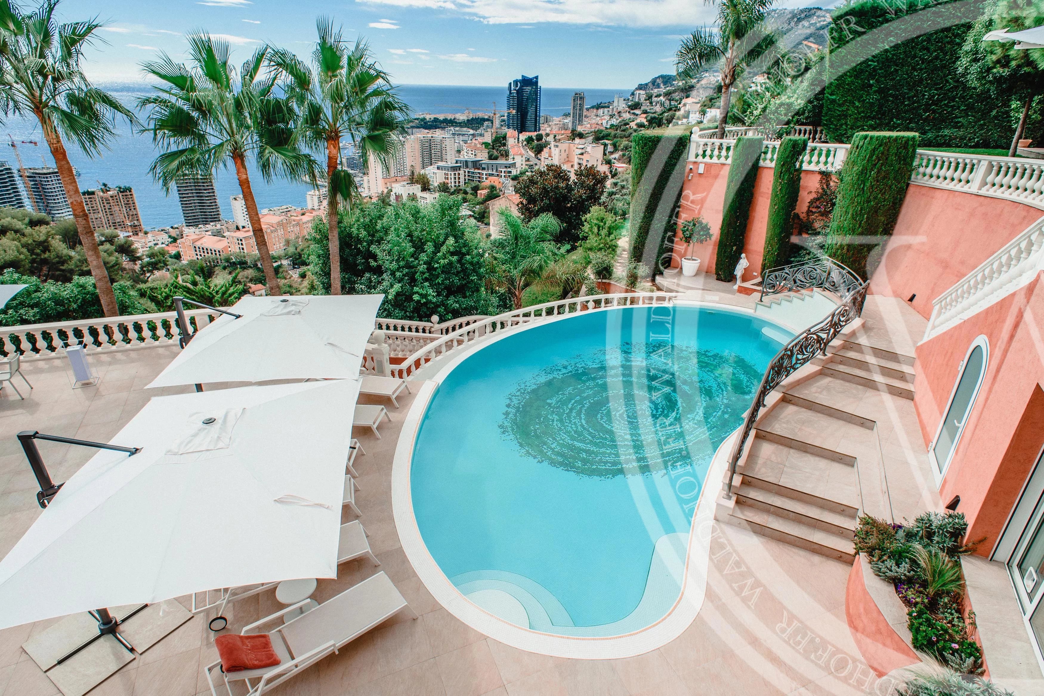 Ultra luxueuse propriété sur les hauteurs de Monaco