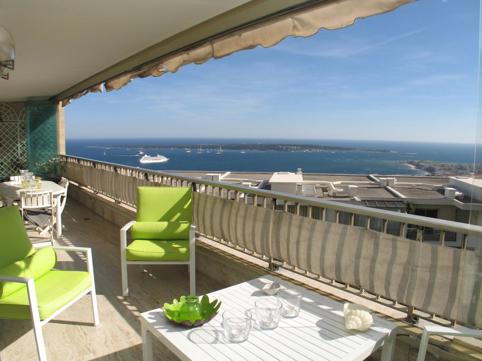 Seasonal rental Apartment Cannes Basse Californie