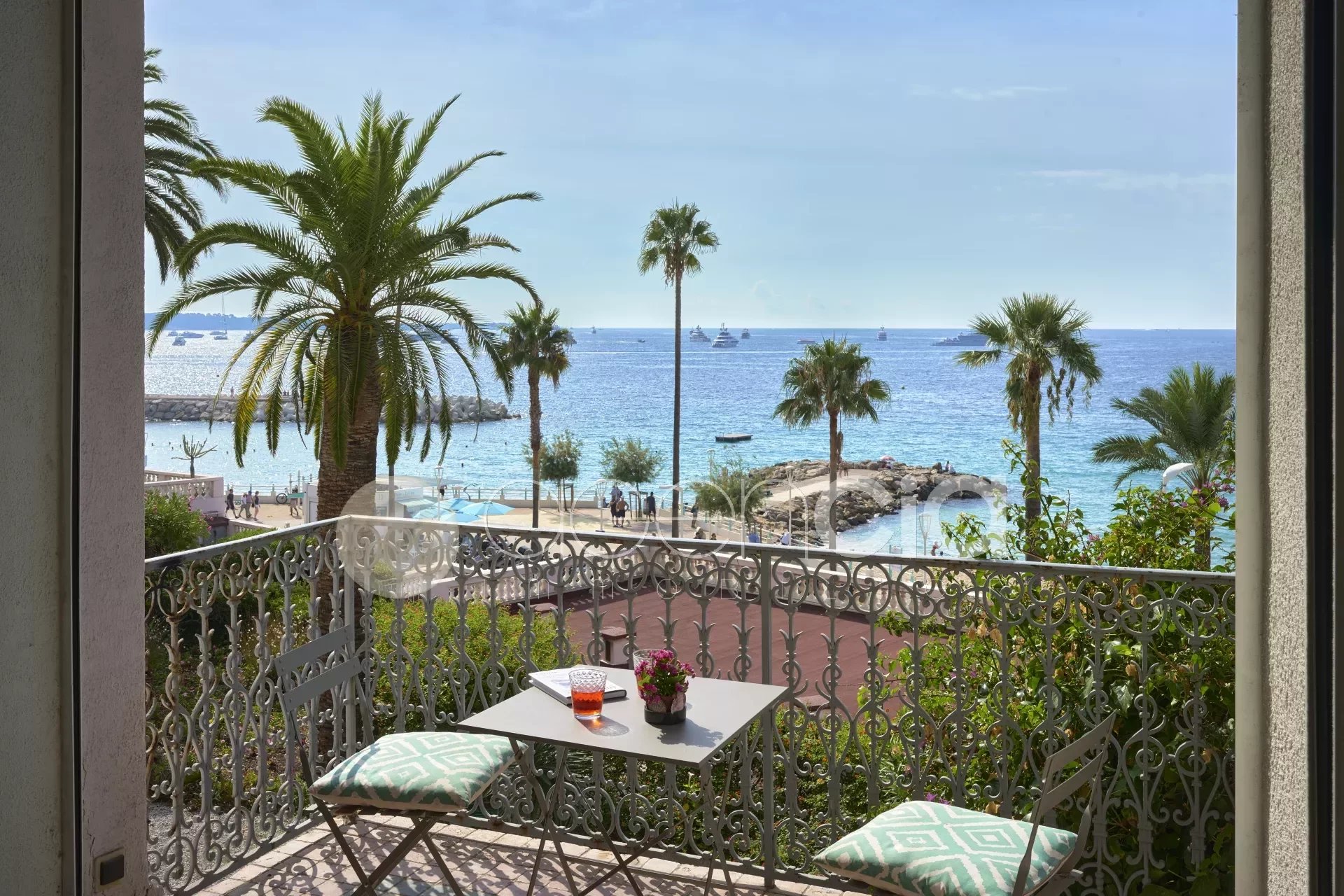 Exceptional Apartment in the Old Port of Cannes - Splendid Sea View, Beaches and Downtown at Your Feet