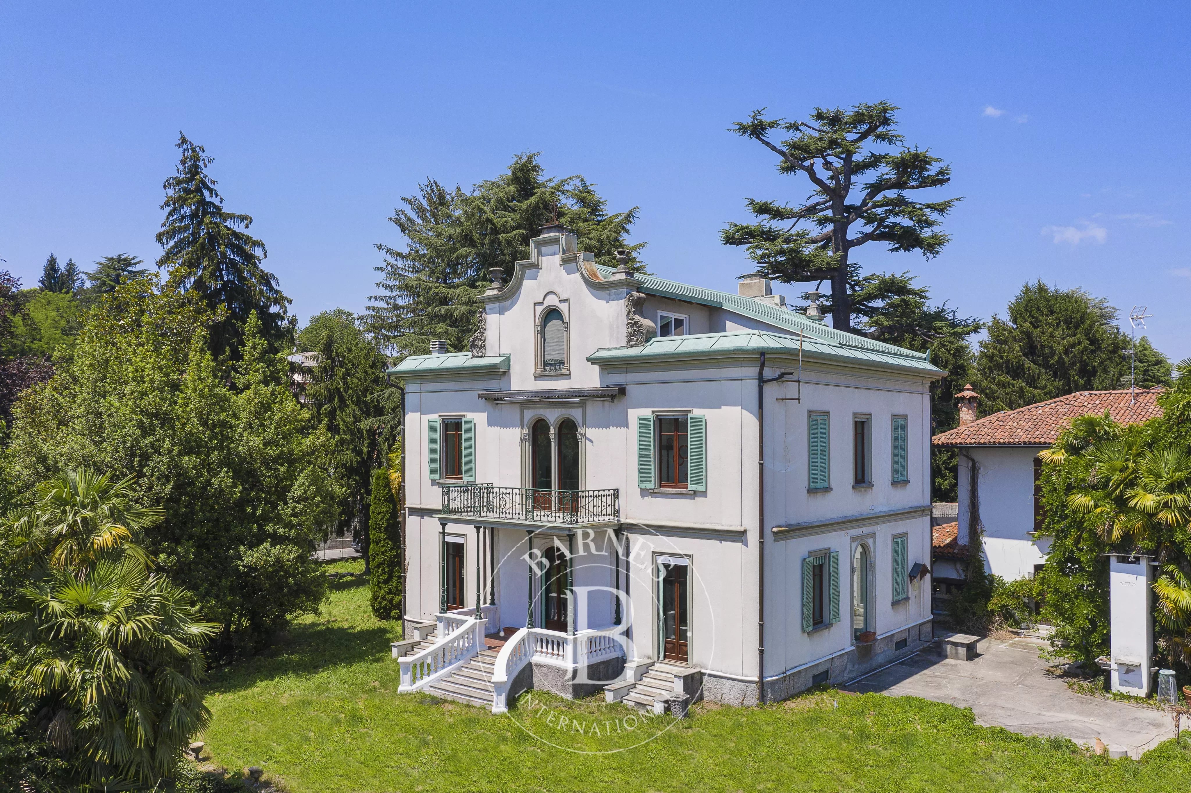 Villa historique à vendre Montano Lucino - picture 16 title=