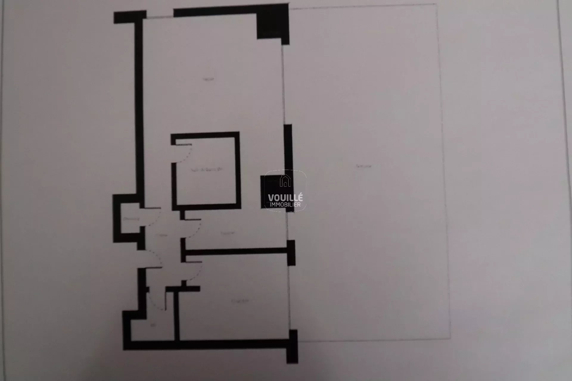 Exclusivité. 2 pièces 40,12 m2 avec terrasse 33 m2  au 3ème et dernier étage BOUSSY-SAINT-ANTOINE 91800