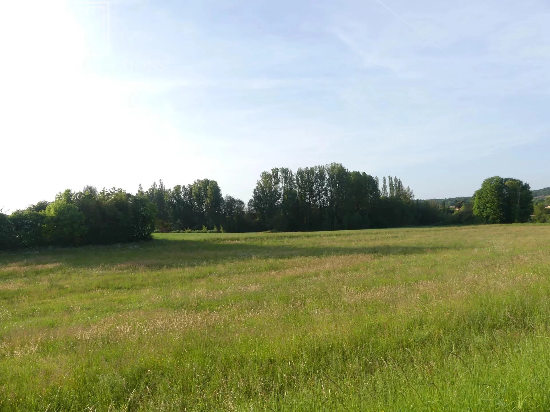 Terrain constructible de 1,1 ha