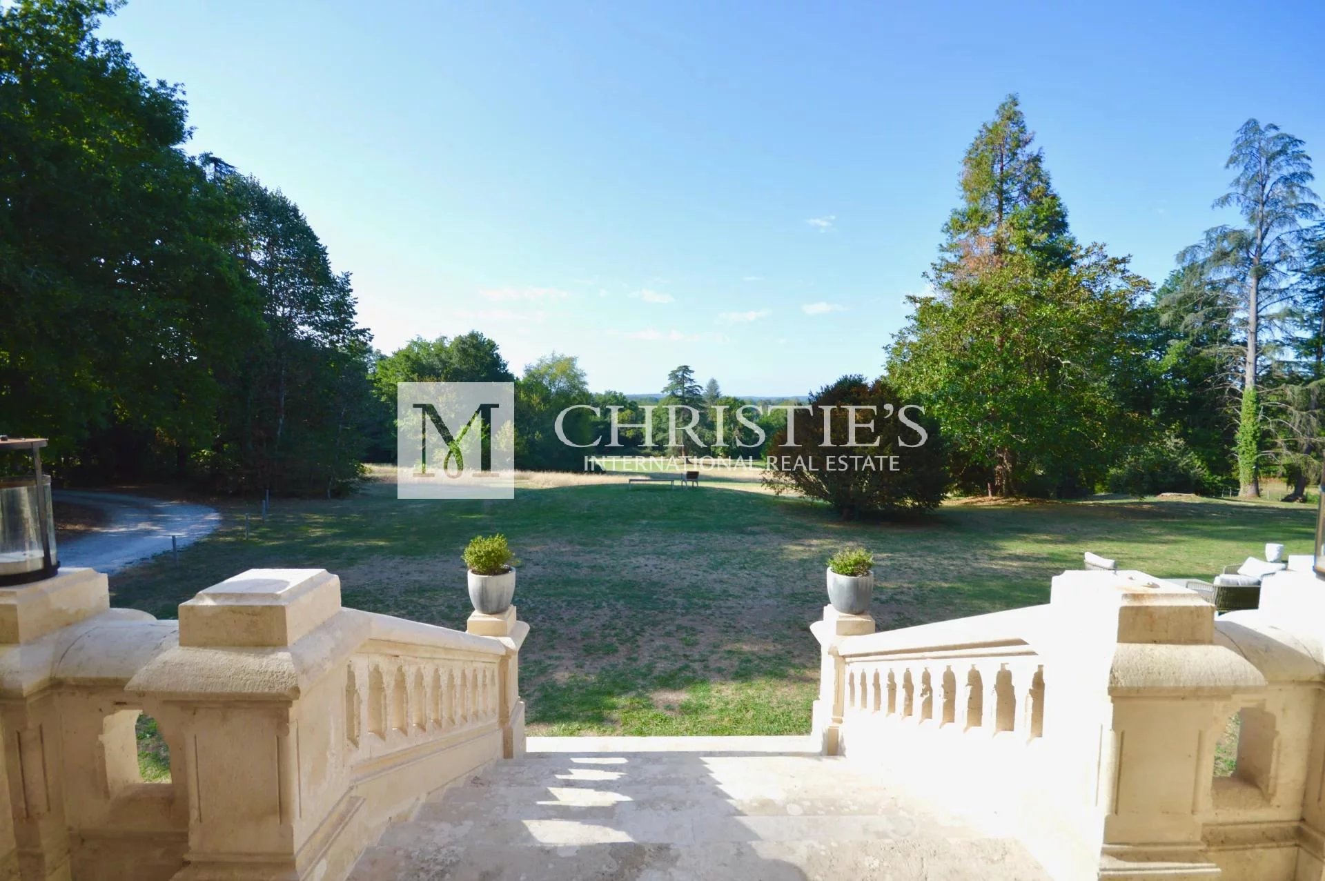 Enchanting Chateau with 9 hectares of land near Bergerac