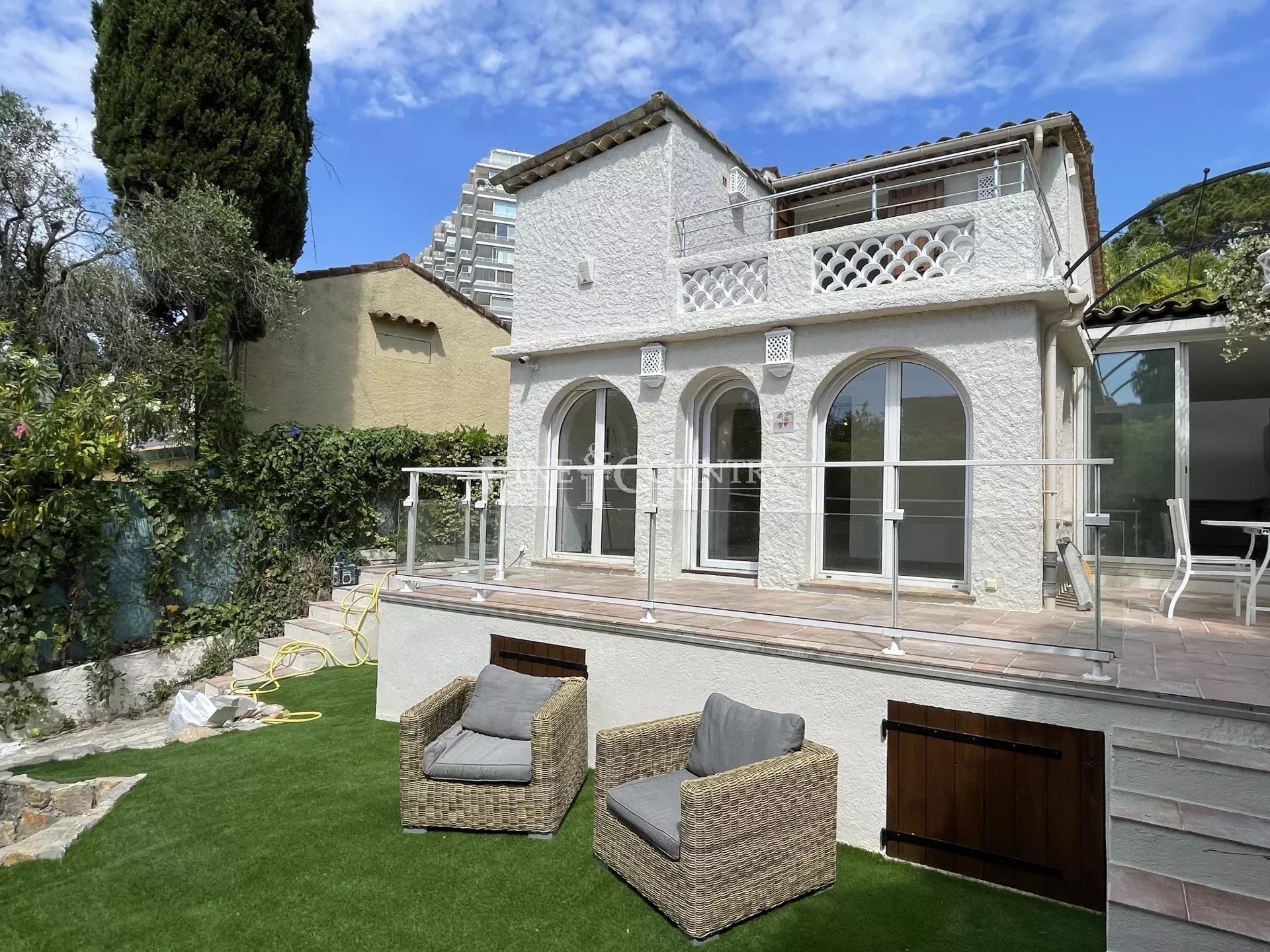 Udsalg Villa - Cannes Basse Californie