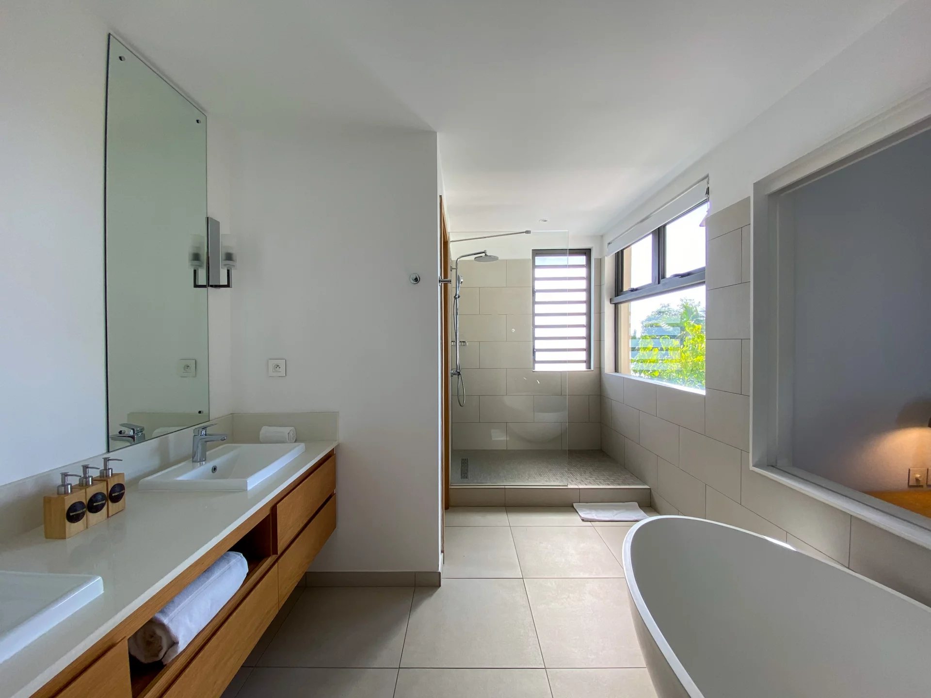 GRAND GAUBE - Magnificent villa - 4 bedrooms - picture 11 title=