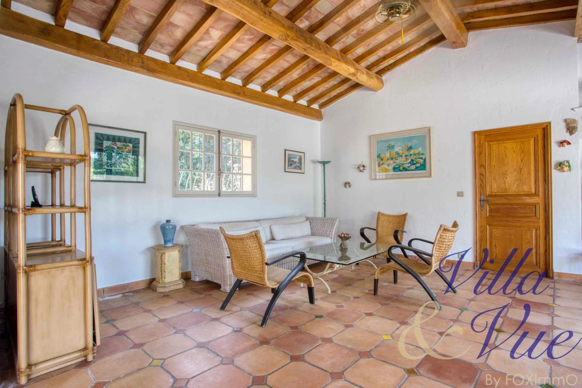 Bastide full of charm, sea view, main house of 215m2 with an additional house of 90m2