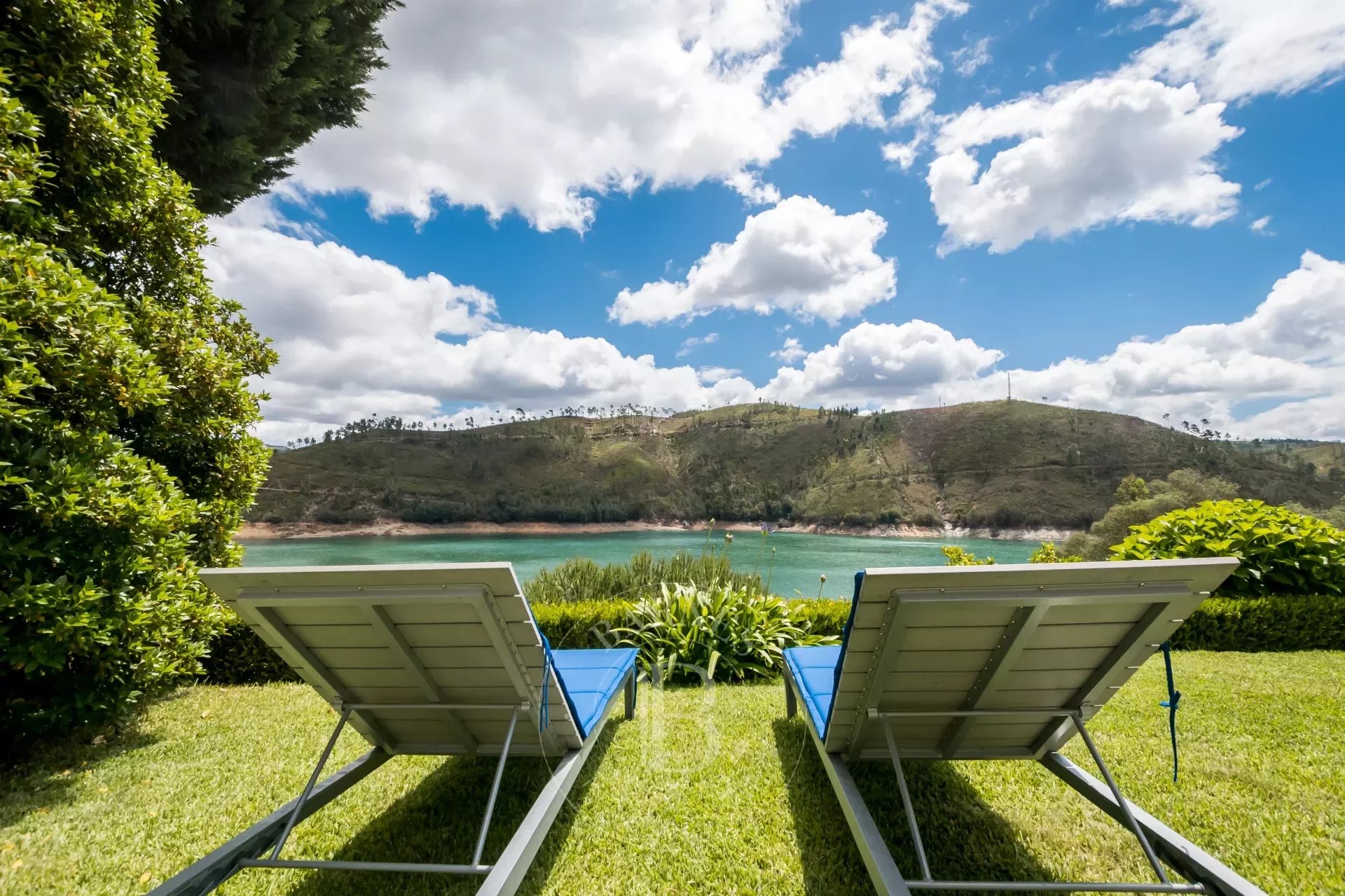 Villa with unique view over the “Blue Lake”