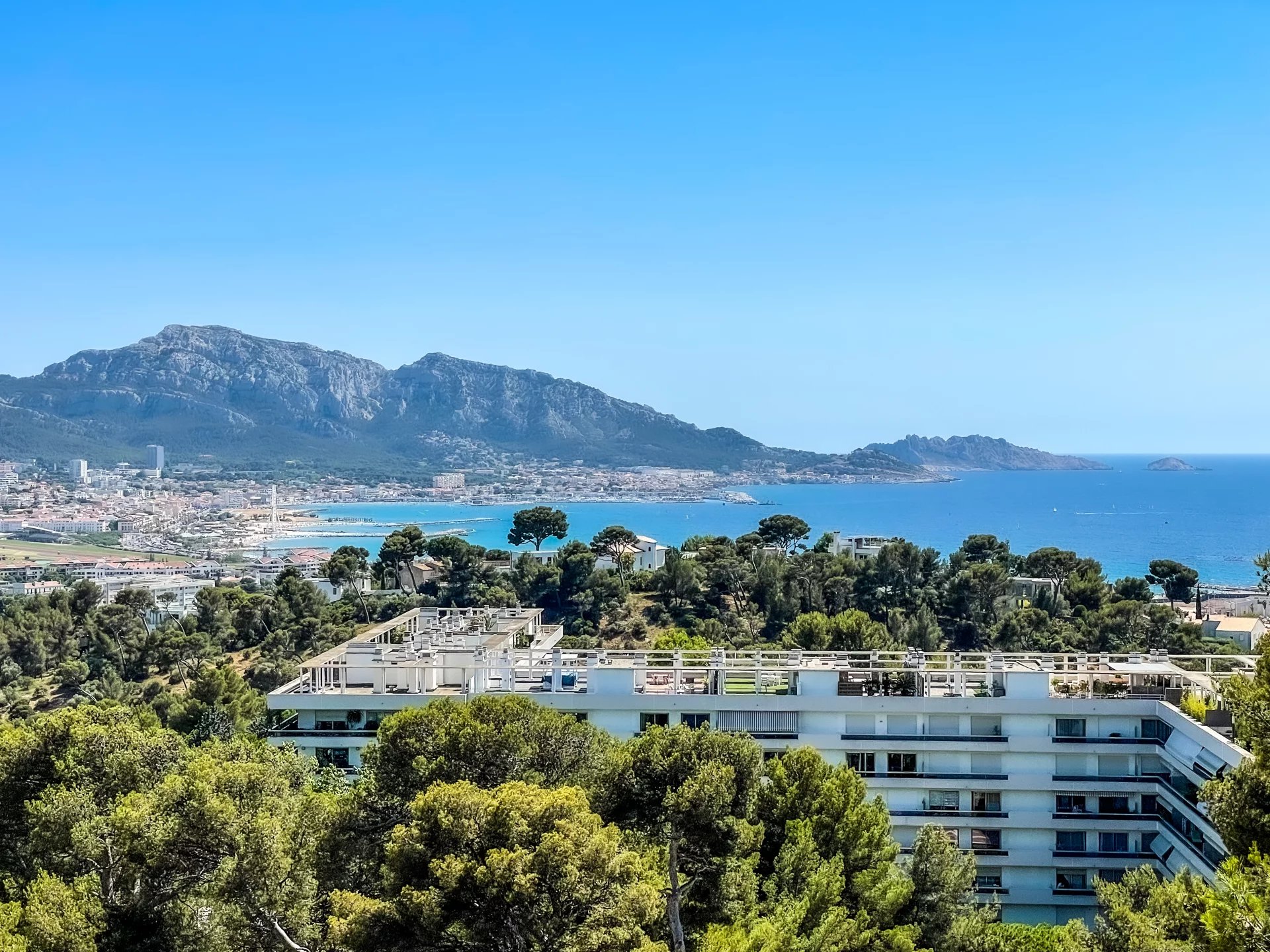Sale Apartment - Marseille 8ème Périer