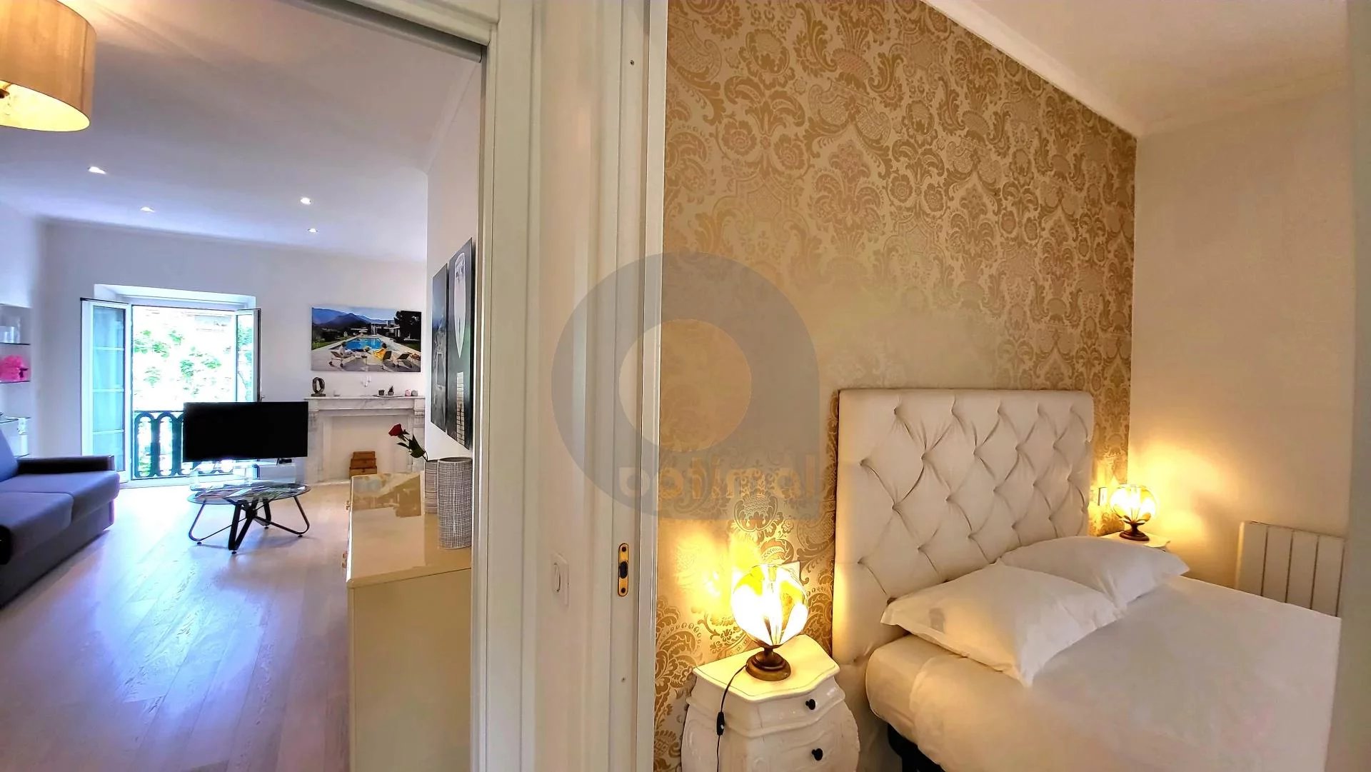 Jardin Bioves - Last floor - One bedroom apartement  - very charming
