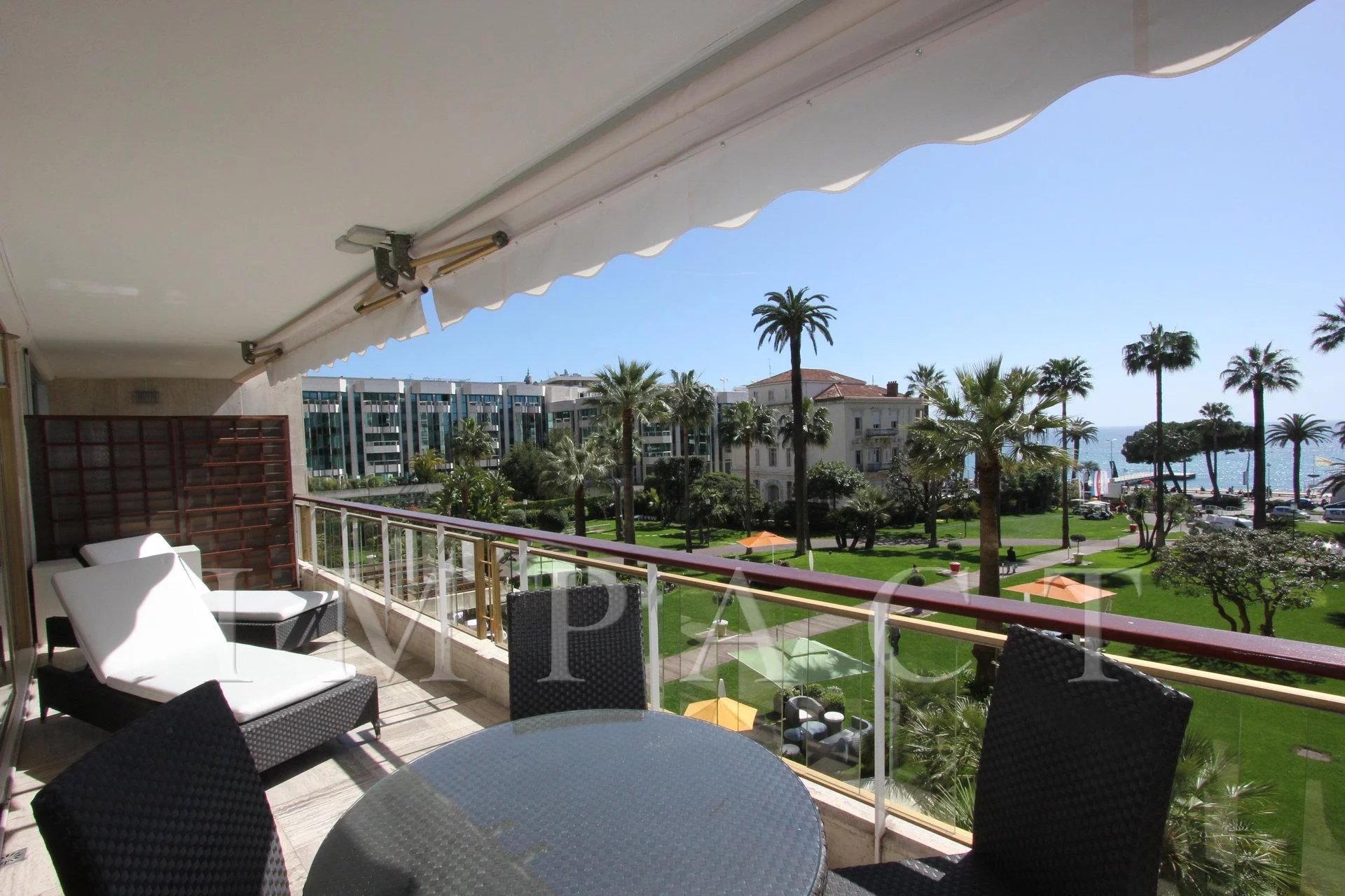 Apartment to rent in the Grand Hotel, Cannes