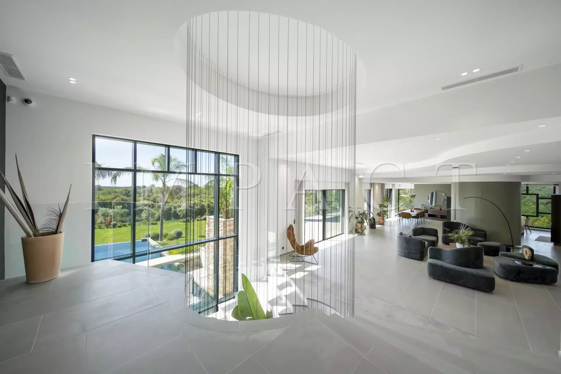 Seasonal Rental  - Hinterland - New architect-designed villa - Panoramic sea view