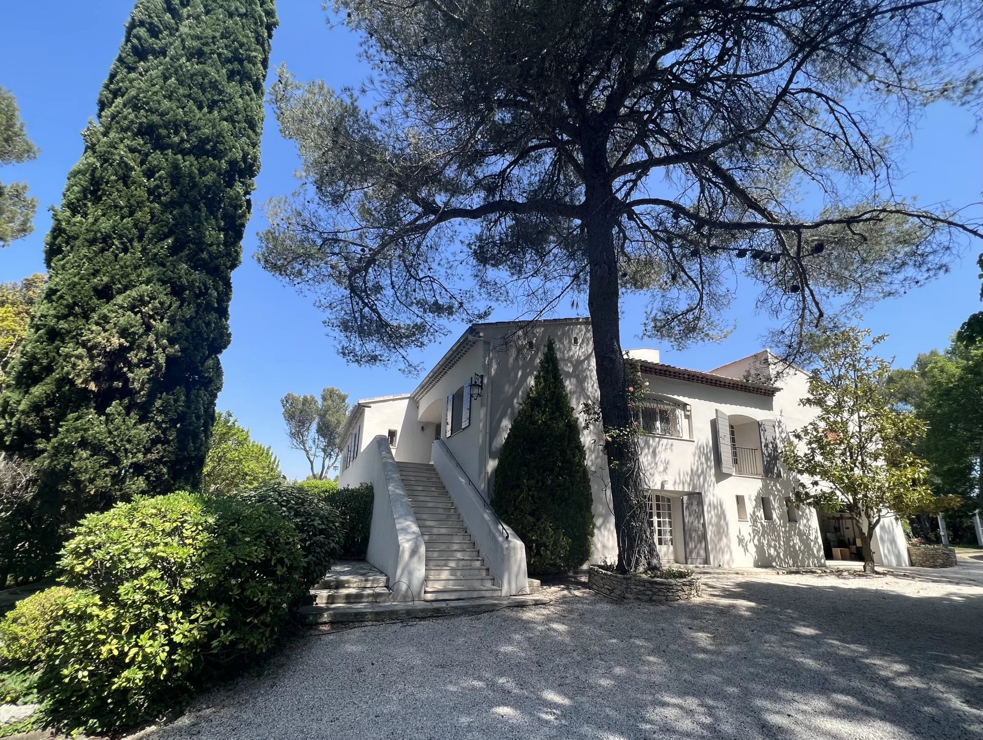 Sale Property - Aix-en-Provence Sud