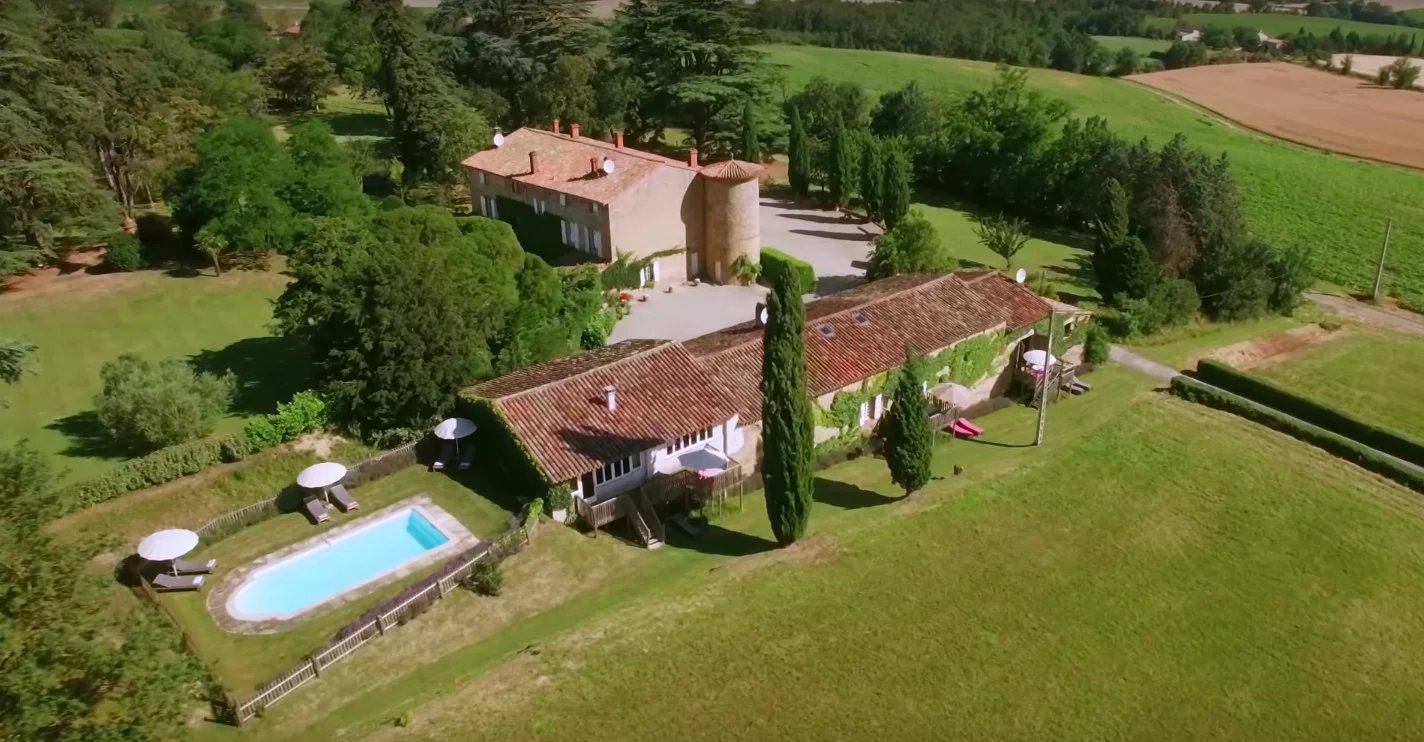 Comfortable medieval chateau with land, 2 pools, 3 independent cottages and fabulous views