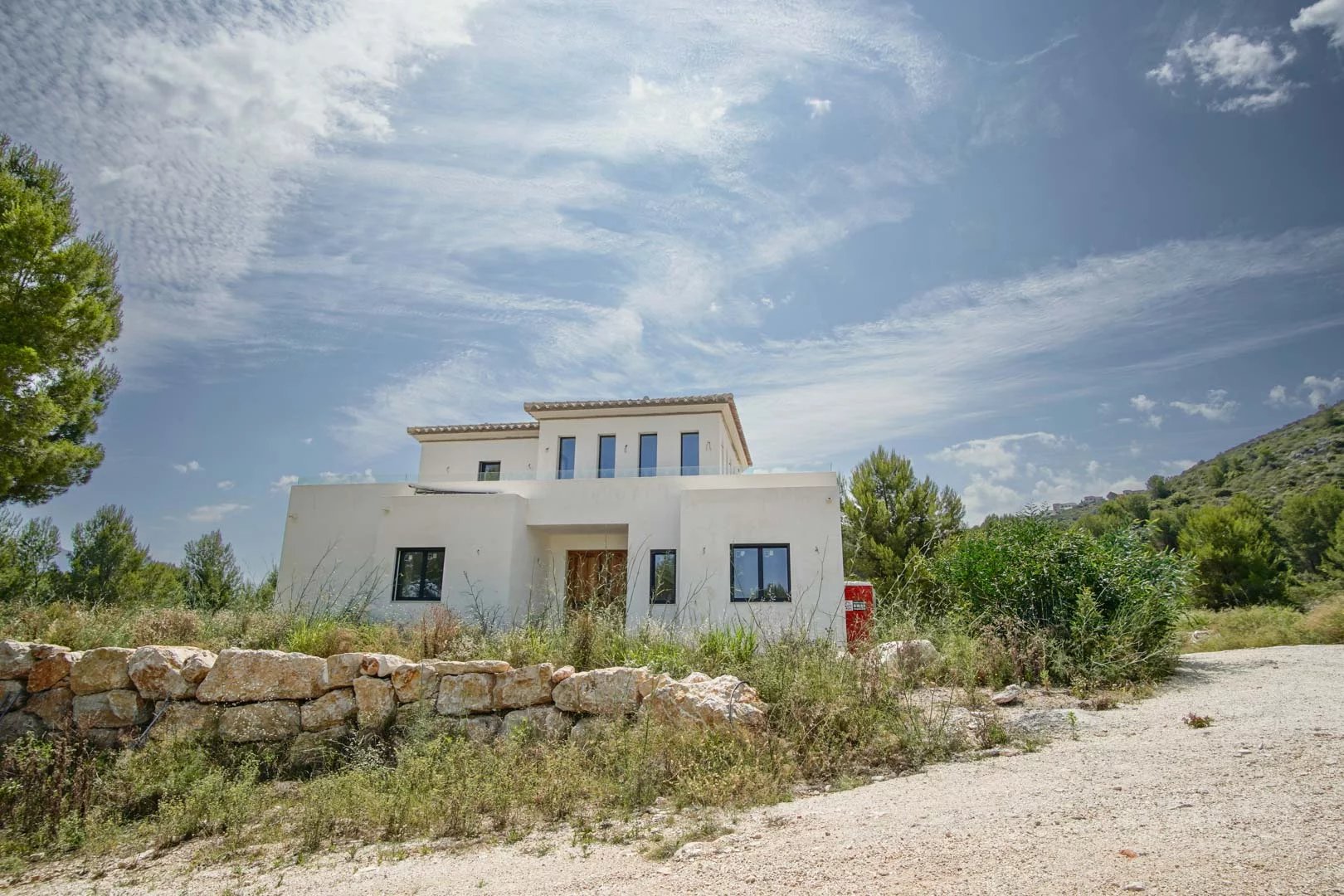 Sea view villa for sale in Pedreguer on a plot of 10,000m2