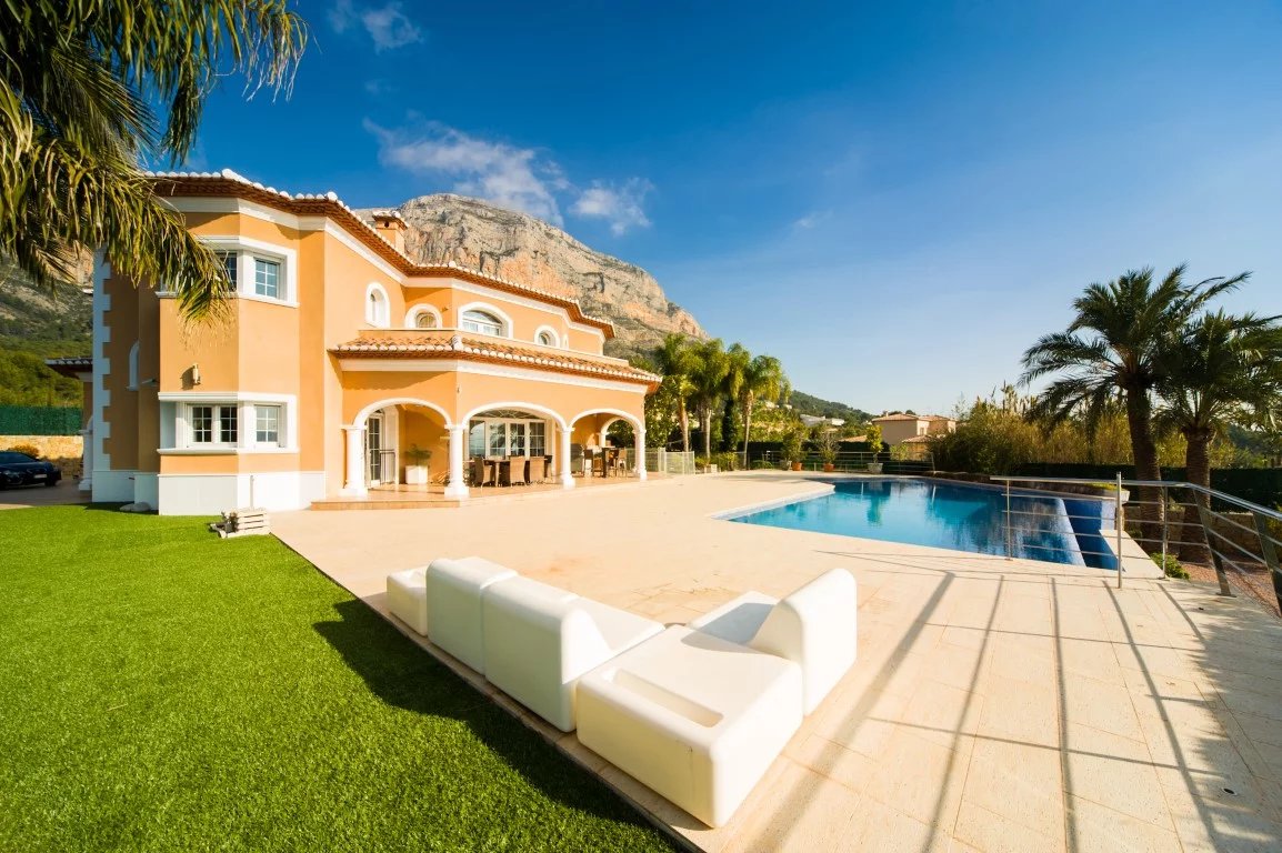 Geweldige villa met vrij uitzicht in een exclusieve omgeving
