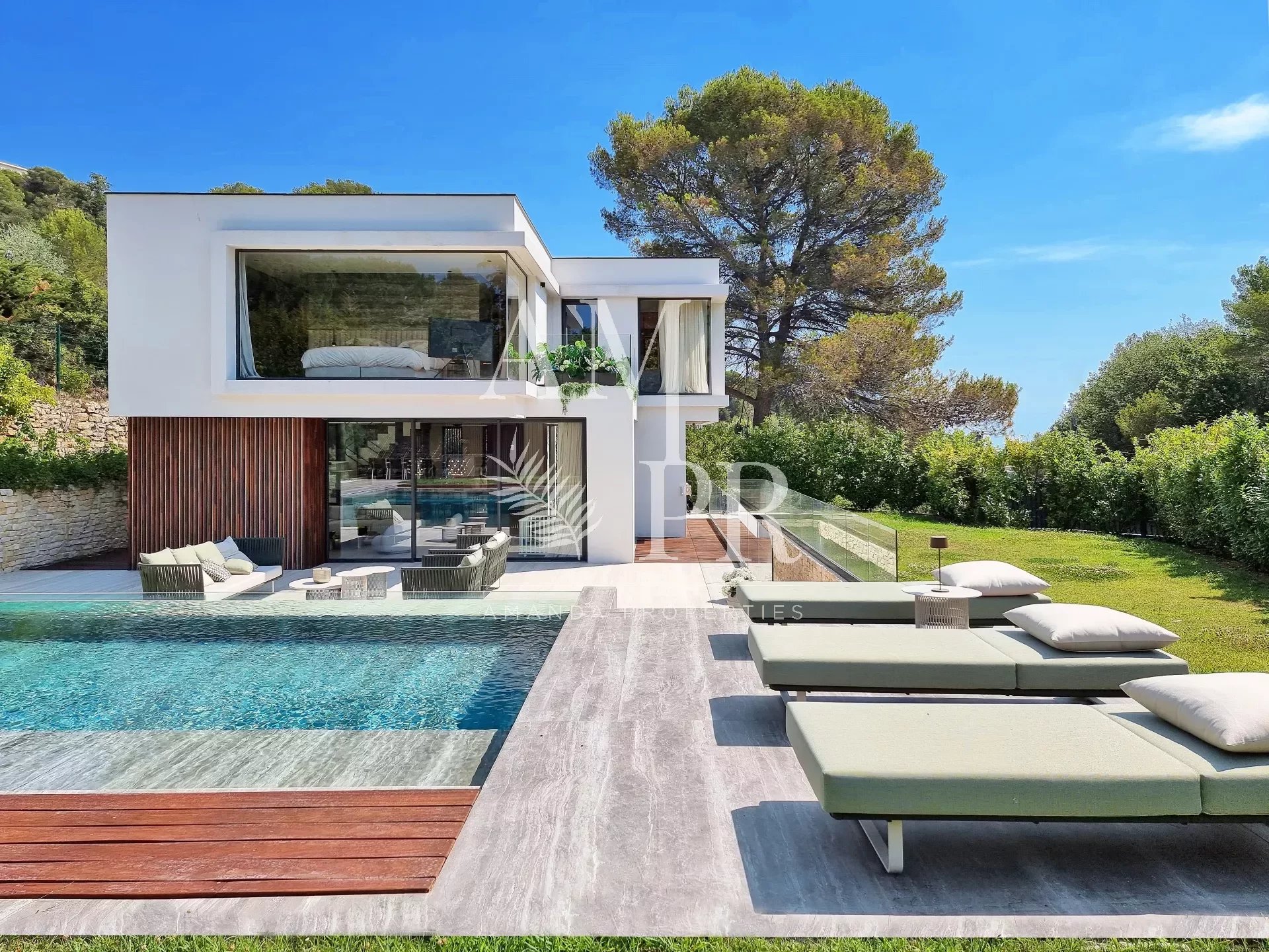 Sublime villa d'architecte - Hauteurs de Cannes