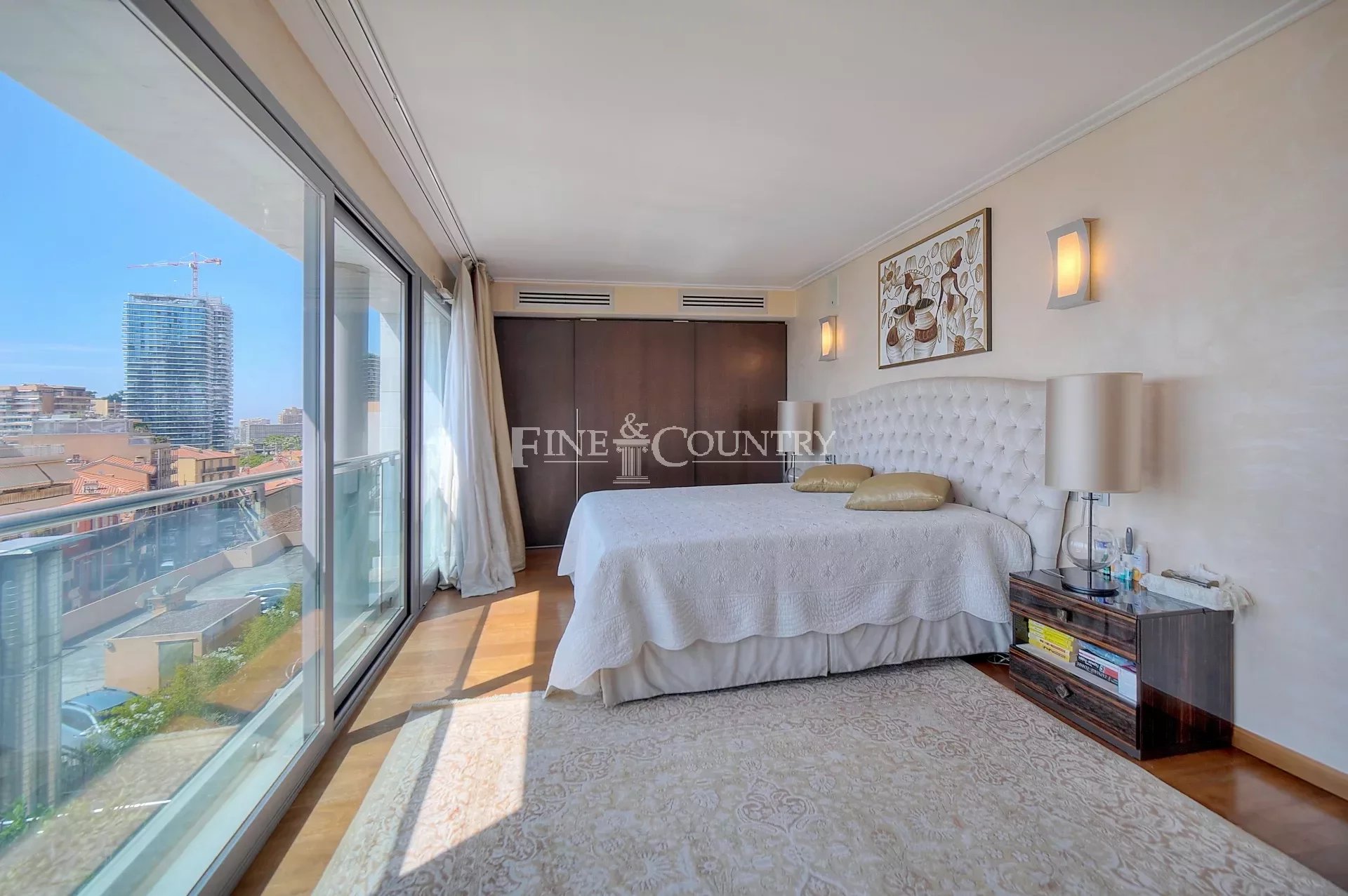 Photo of Penthouse-Villa for sale on the edge of Monaco, with sea Views