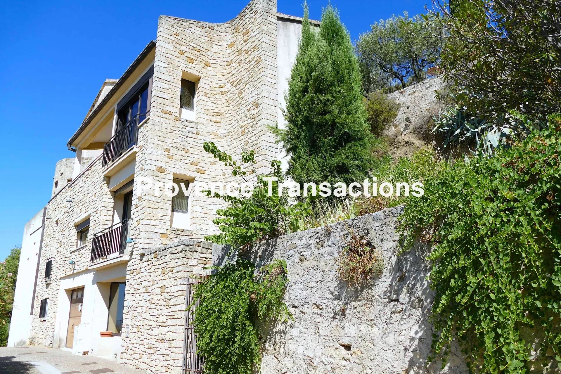 VENTE REALISEE / PROVENCE TRANSACTIONS
