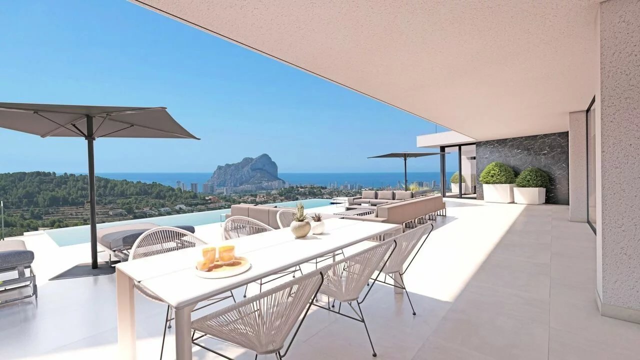 Villa moderna con vistas panoramicas en Calpe