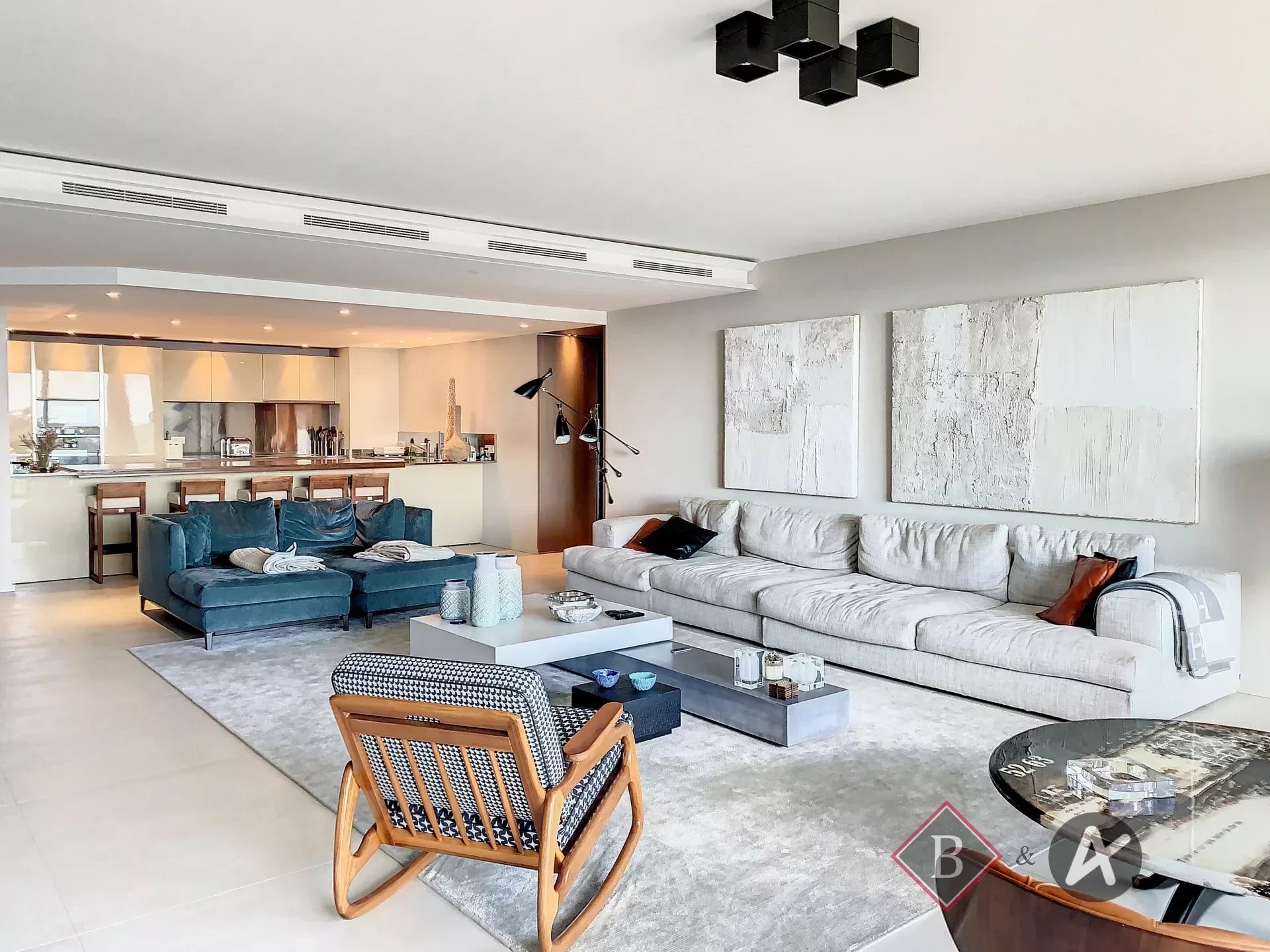 For sale - Cannes 4-room flat