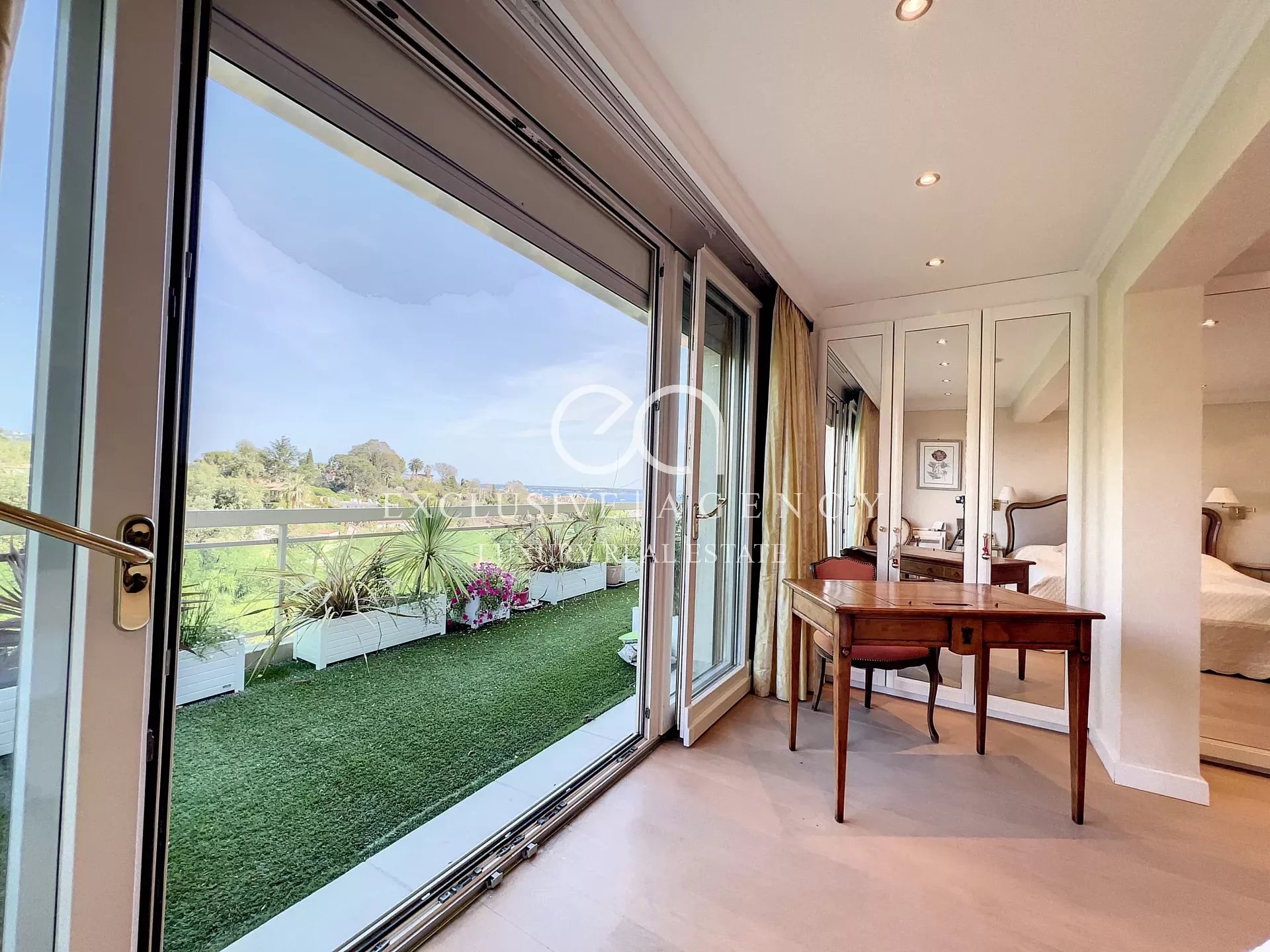 Cannes Verkauf Wohnung 3 Zimmer 148m² Terrasse 50m² Meerblick