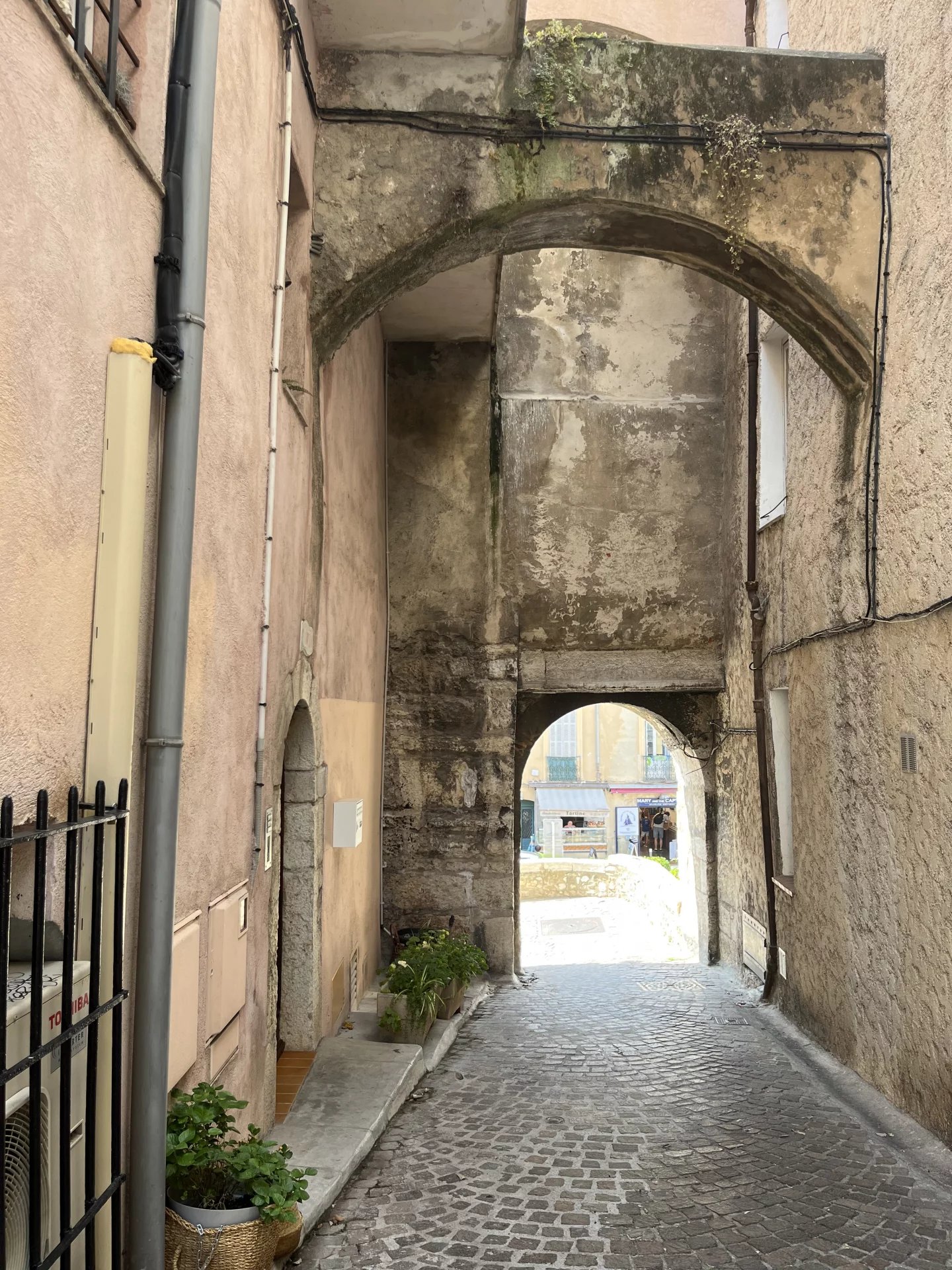 OLD TOWN one bedroom flat REMPARTS
